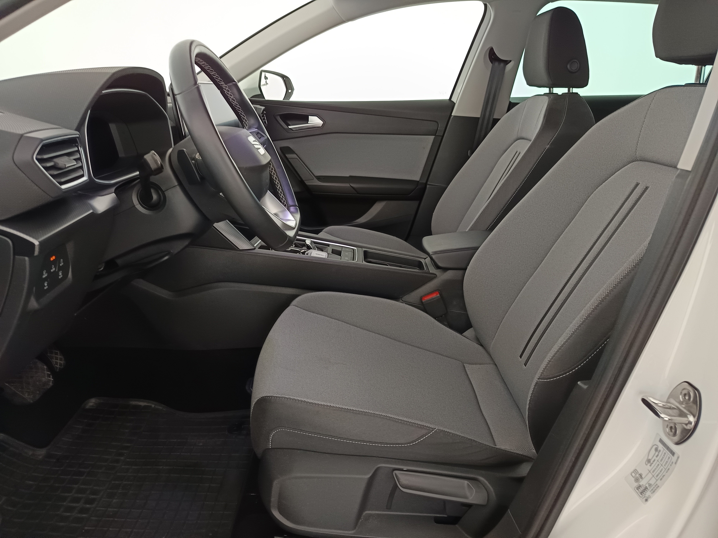 Seat Leon Sportstourer 2.0 TDI Style | Bild 14 von 31