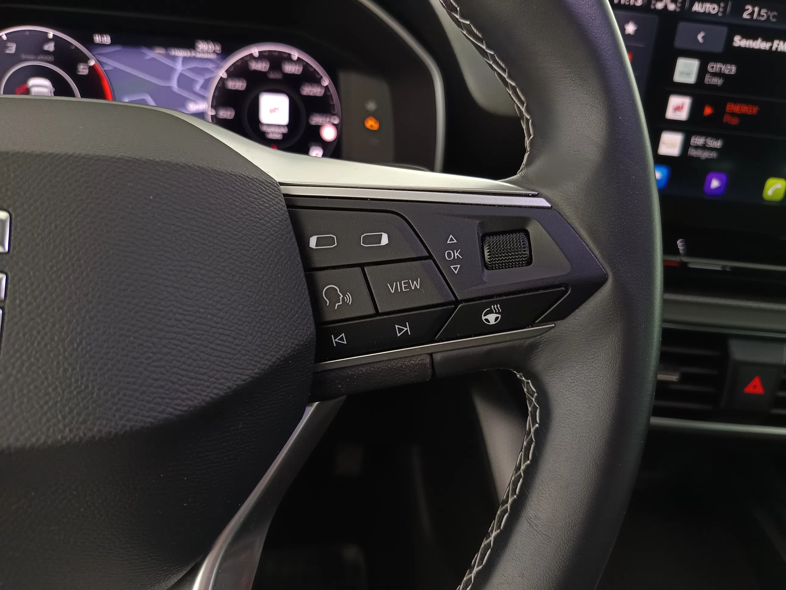 Seat Leon Sportstourer 2.0 TDI Style | Bild 18 von 31