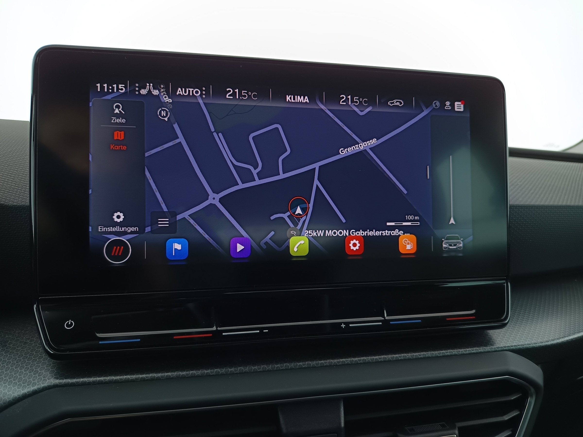 Seat Leon Sportstourer 2.0 TDI Style | Bild 25 von 31