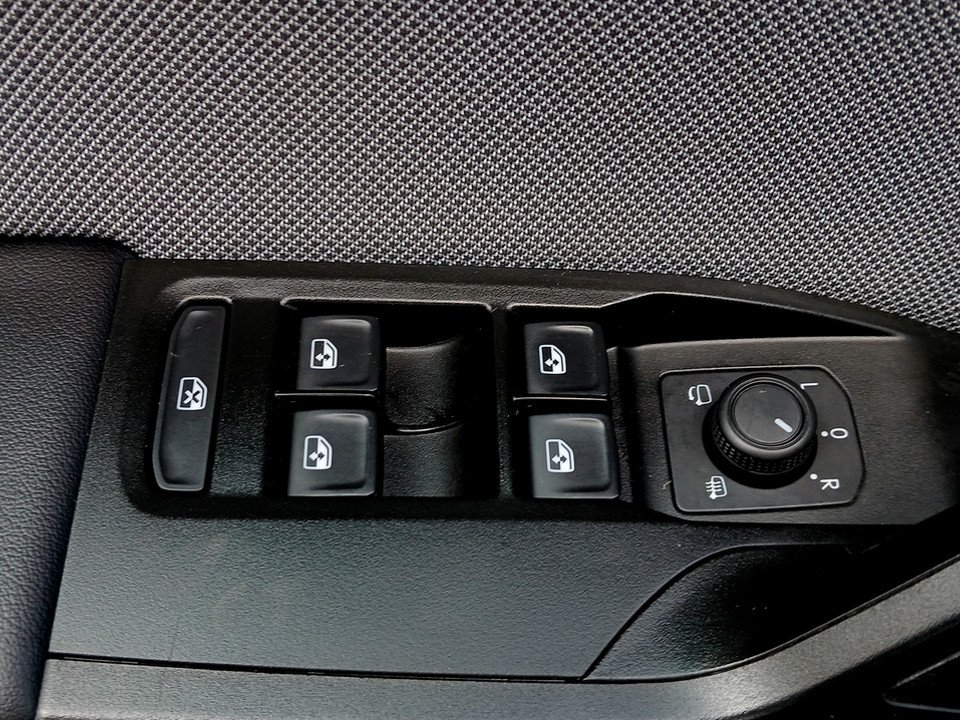 Seat Leon Sportstourer 1.0 TSI Style | Bild 8 von 21