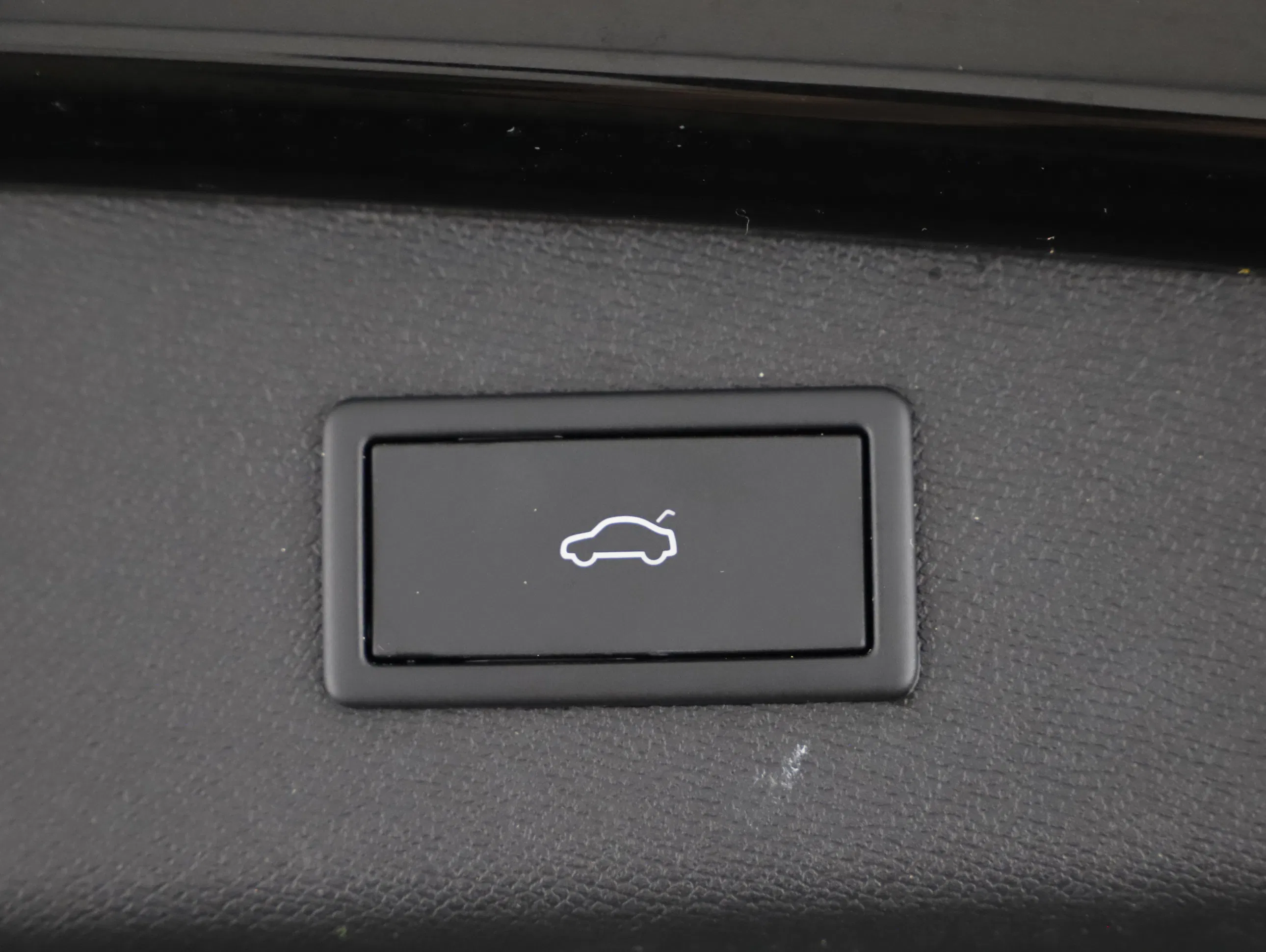 Seat Leon Sportstourer 2.0 TDI Xcellence | Bild 10 von 25