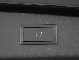 Seat Leon Sportstourer 2.0 TDI Xcellence | Thumbnail 10 von 25