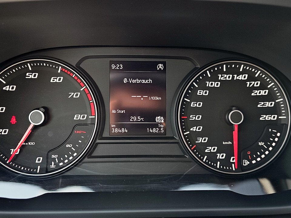 Seat Leon Sportstourer 1.0 TSI Style | Bild 13 von 21