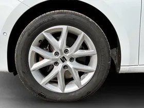 Seat Leon ST 2.0TDI Style DSG | Thumbnail 7 von 23