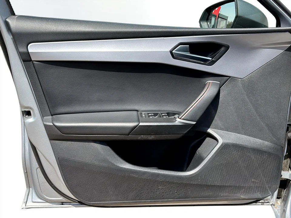 Seat Leon ST 2.0 TDI 4Drive FR DSG | Bild 18 von 24