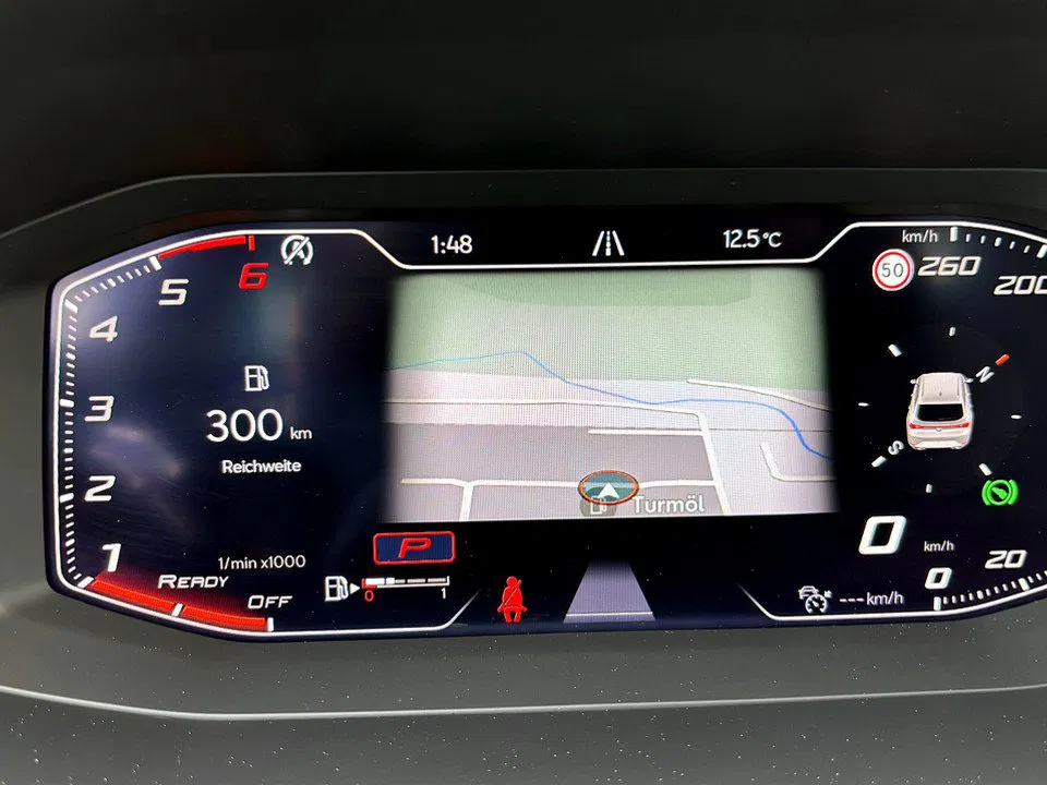 Seat Leon ST 2.0 TDI 4Drive FR DSG | Bild 23 von 24