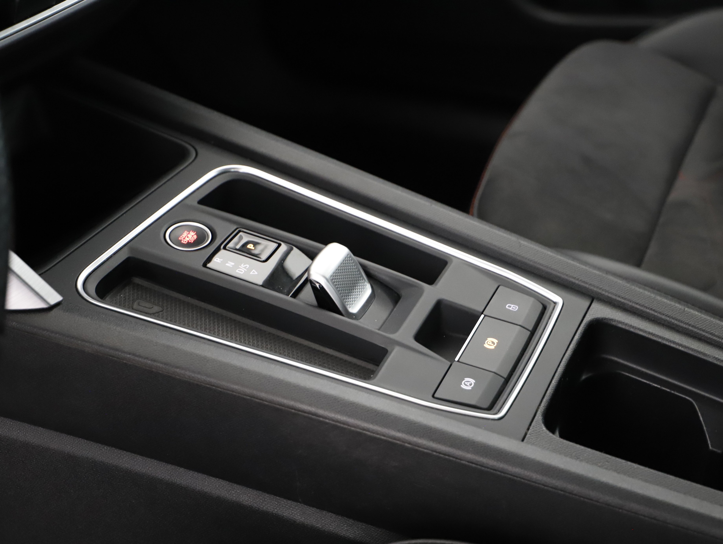 Seat Leon ST 2.0 TDI 4Drive FR DSG | Bild 6 von 24