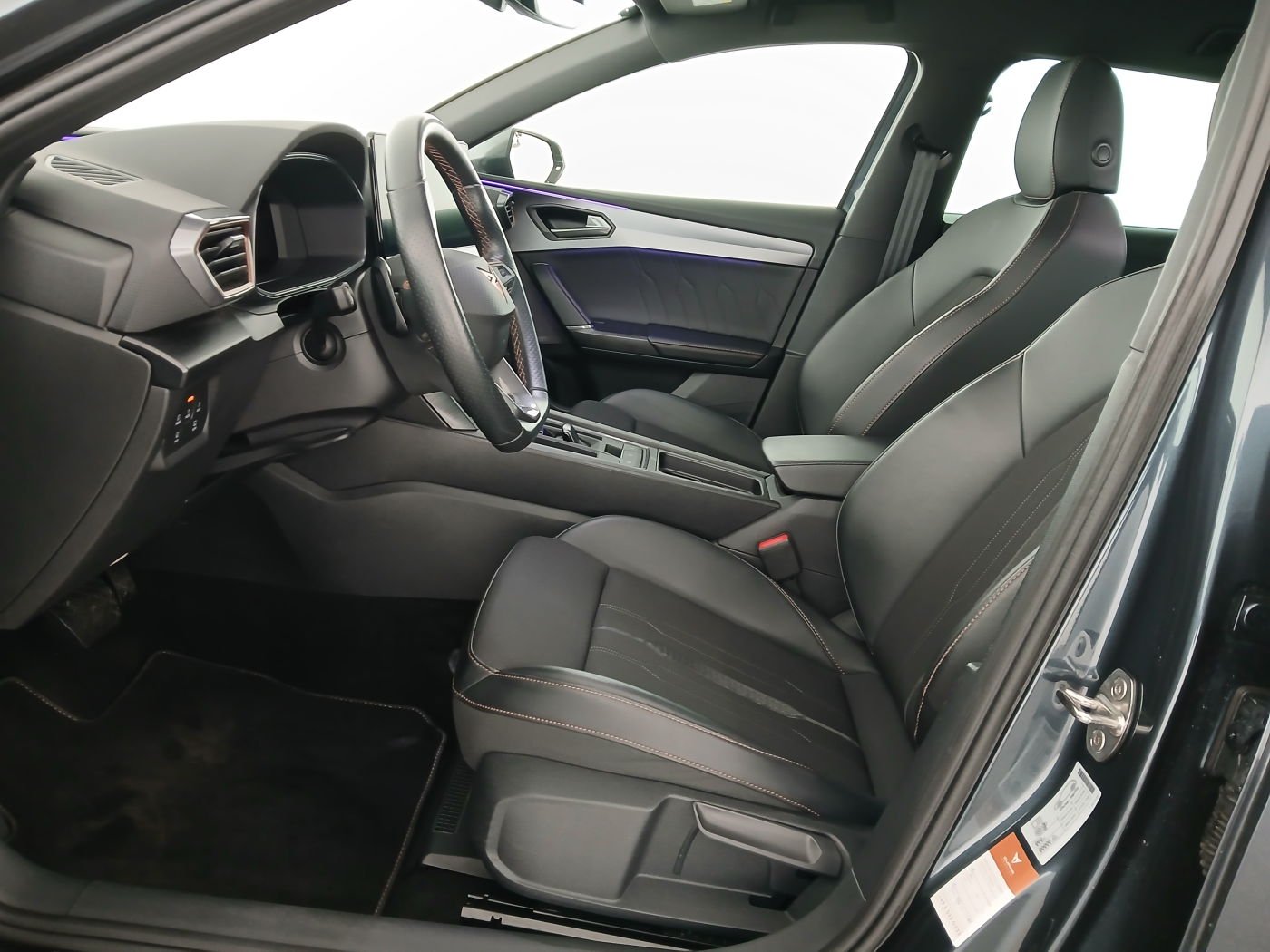 Cupra Leon Sportstourer 1.5 eTSI | Bild 8 von 23