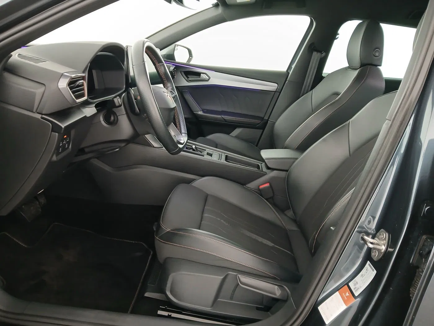 Cupra Leon Sportstourer 1.5 eTSI | Bild 8 von 23