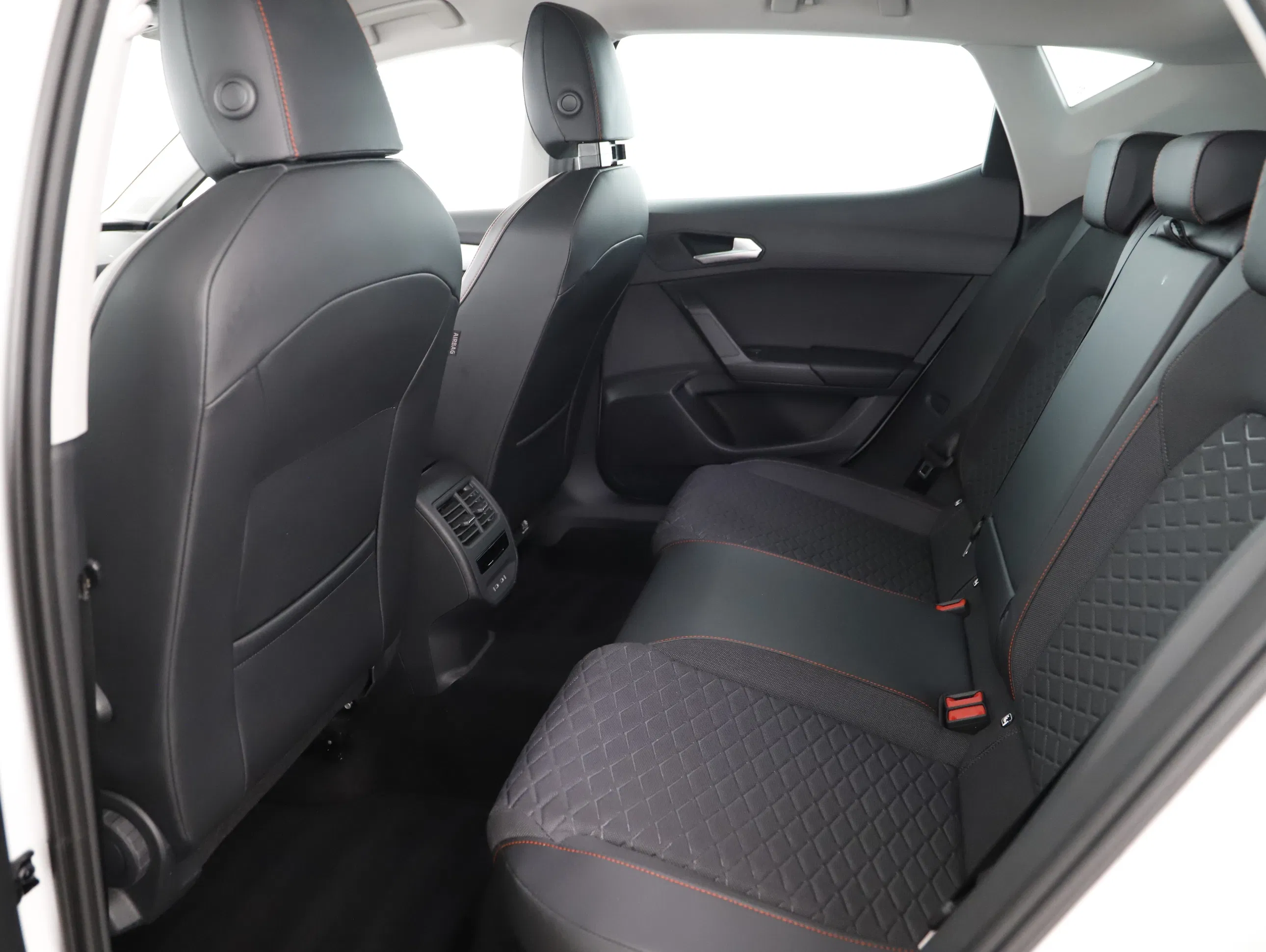Seat Leon 2.0 TDI FR | Bild 18 von 20