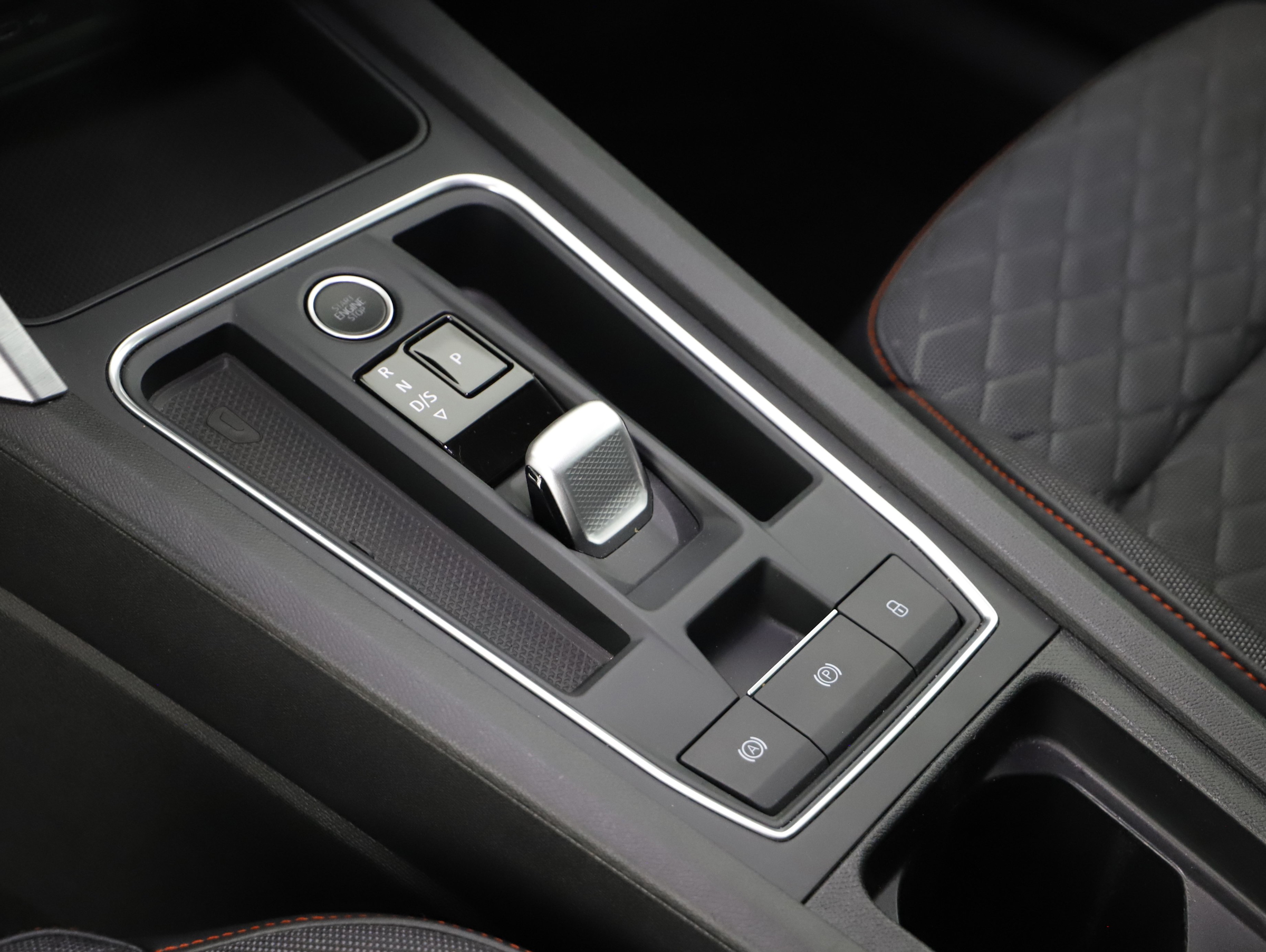 Seat Leon 2.0 TDI FR | Bild 17 von 20