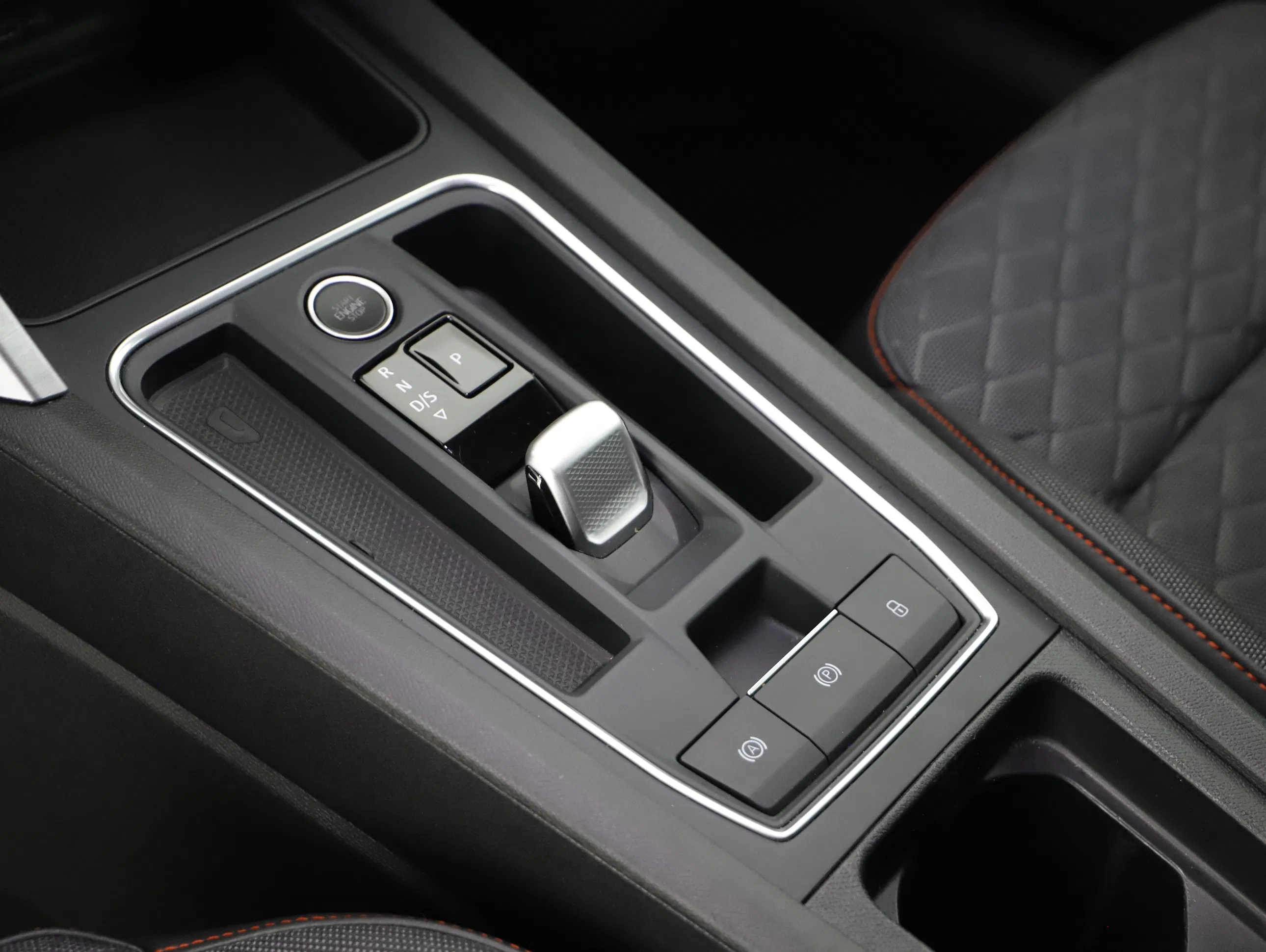 Seat Leon 2.0 TDI FR | Bild 17 von 20