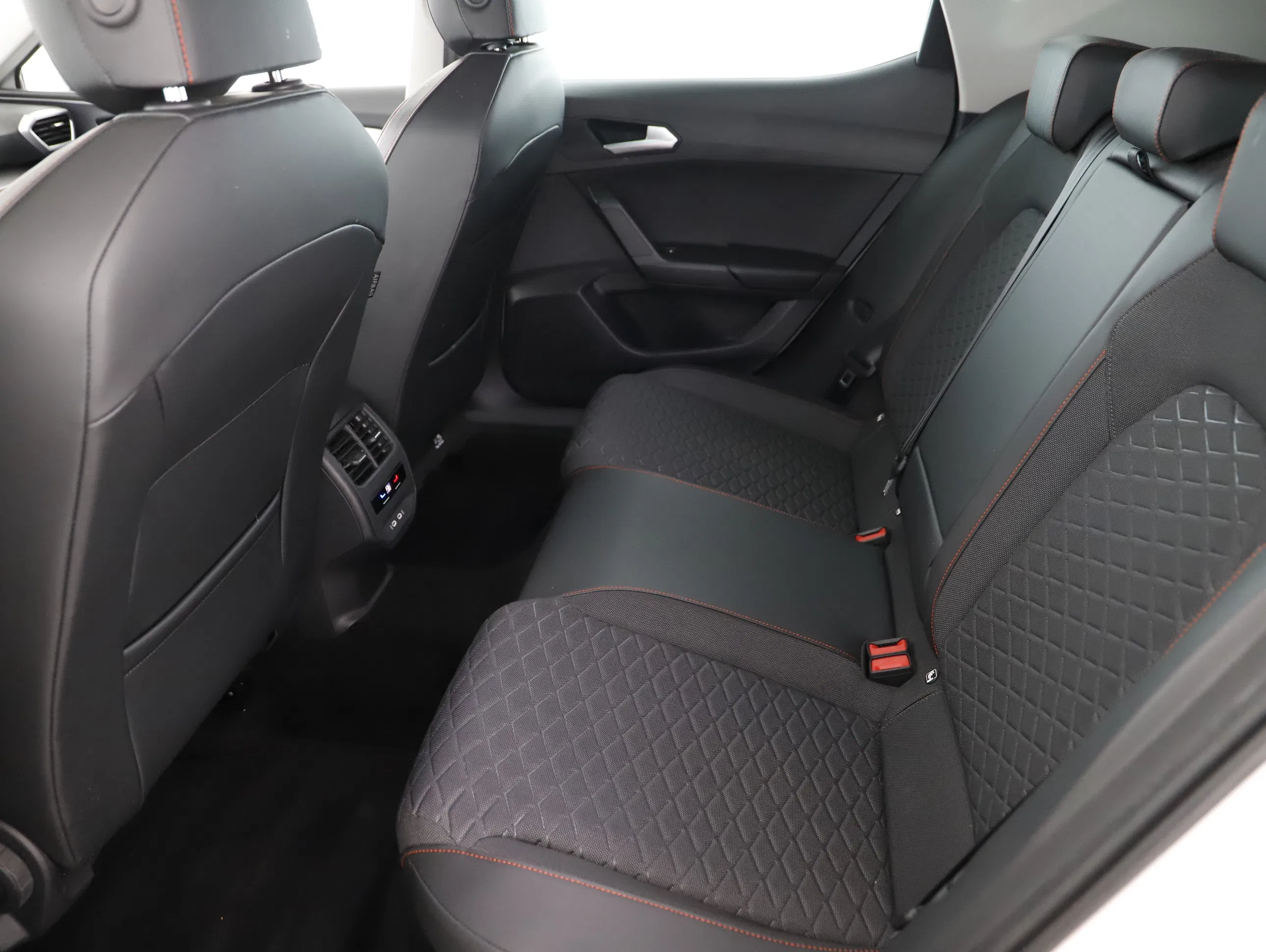 Seat Leon 2.0 TDI FR DSG | Bild 2 von 21