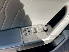 Cupra Leon Sportstourer 2.0 TDI | Thumbnail 17 von 26
