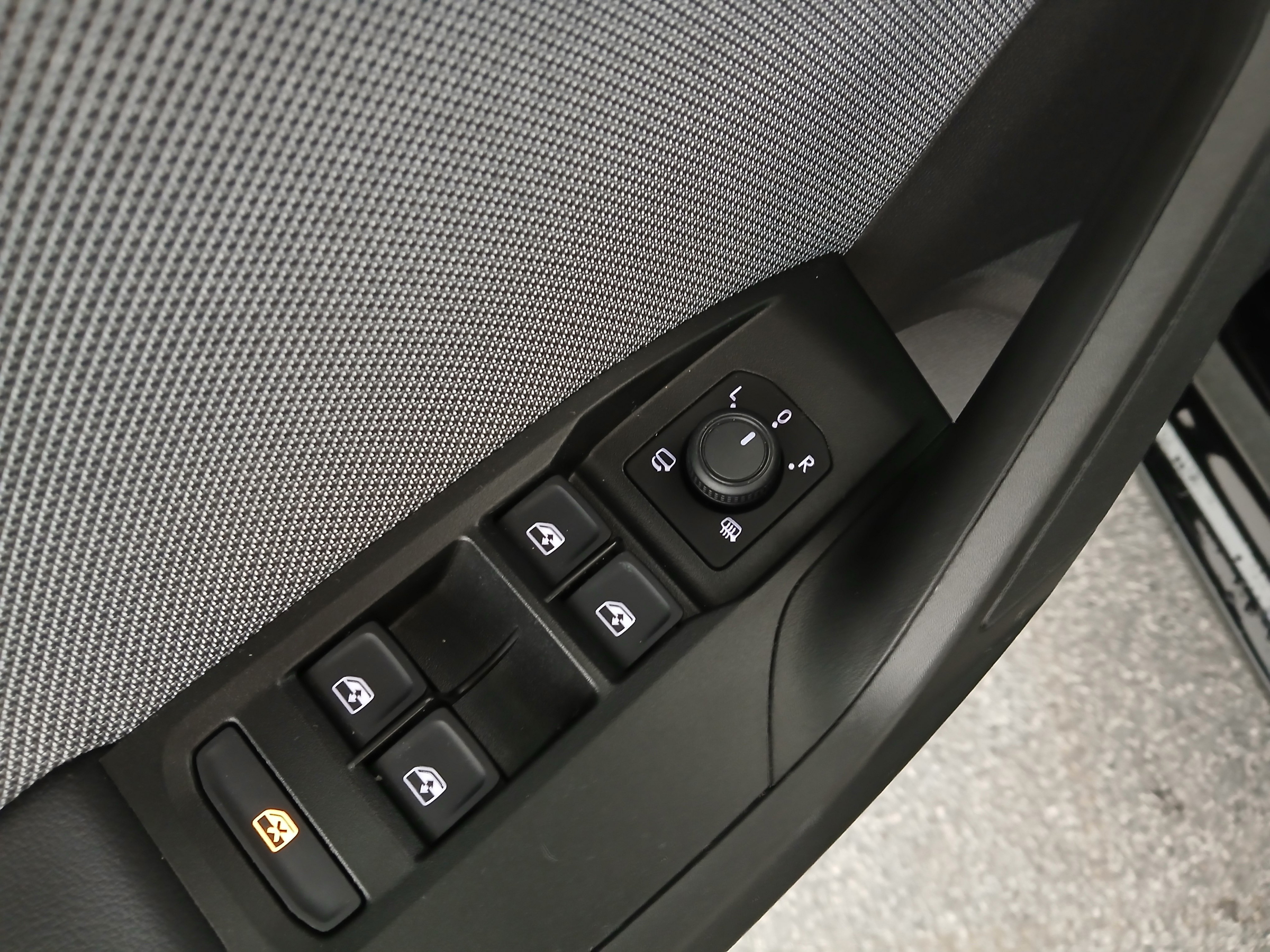 Seat Leon Sportstourer 1.0 TSI Style | Bild 12 von 31