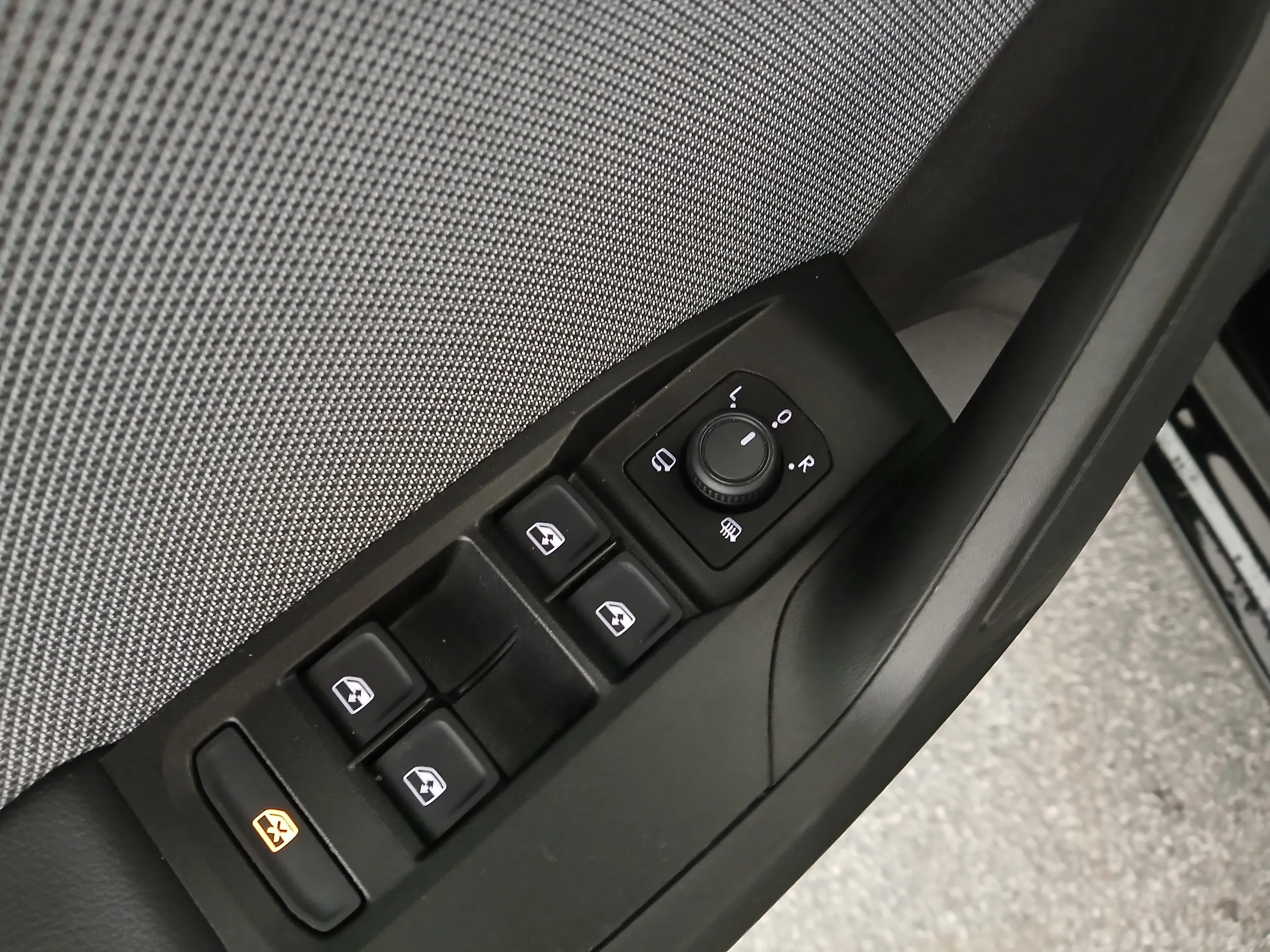 Seat Leon Sportstourer 1.0 TSI Style | Bild 12 von 31