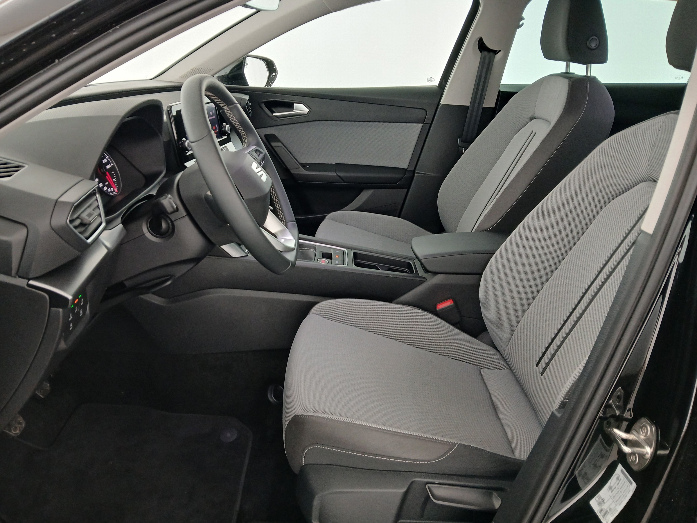 Seat Leon Sportstourer 1.0 TSI Style | Bild 15 von 31