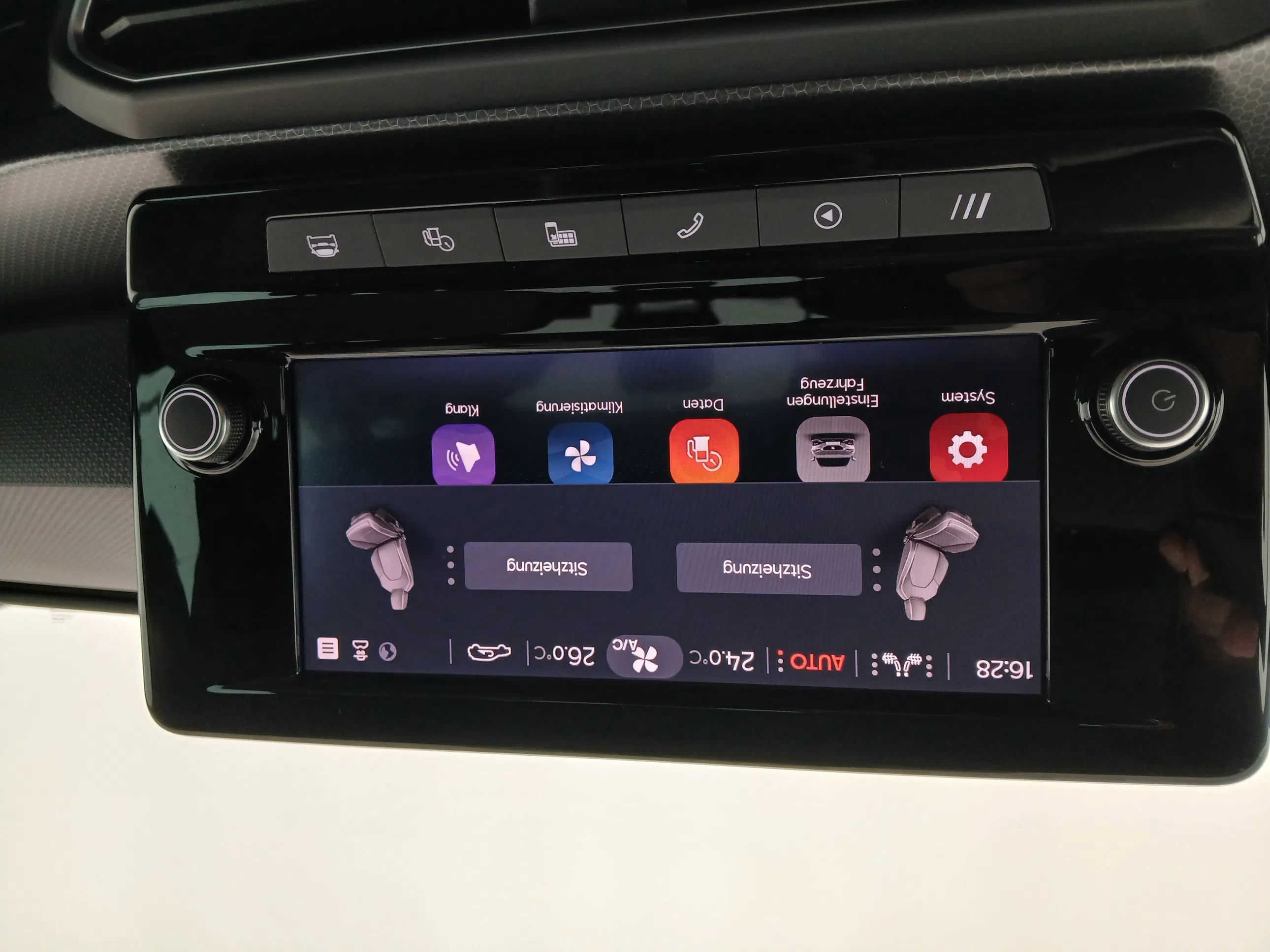 Seat Leon Sportstourer 1.0 TSI Style | Bild 23 von 31