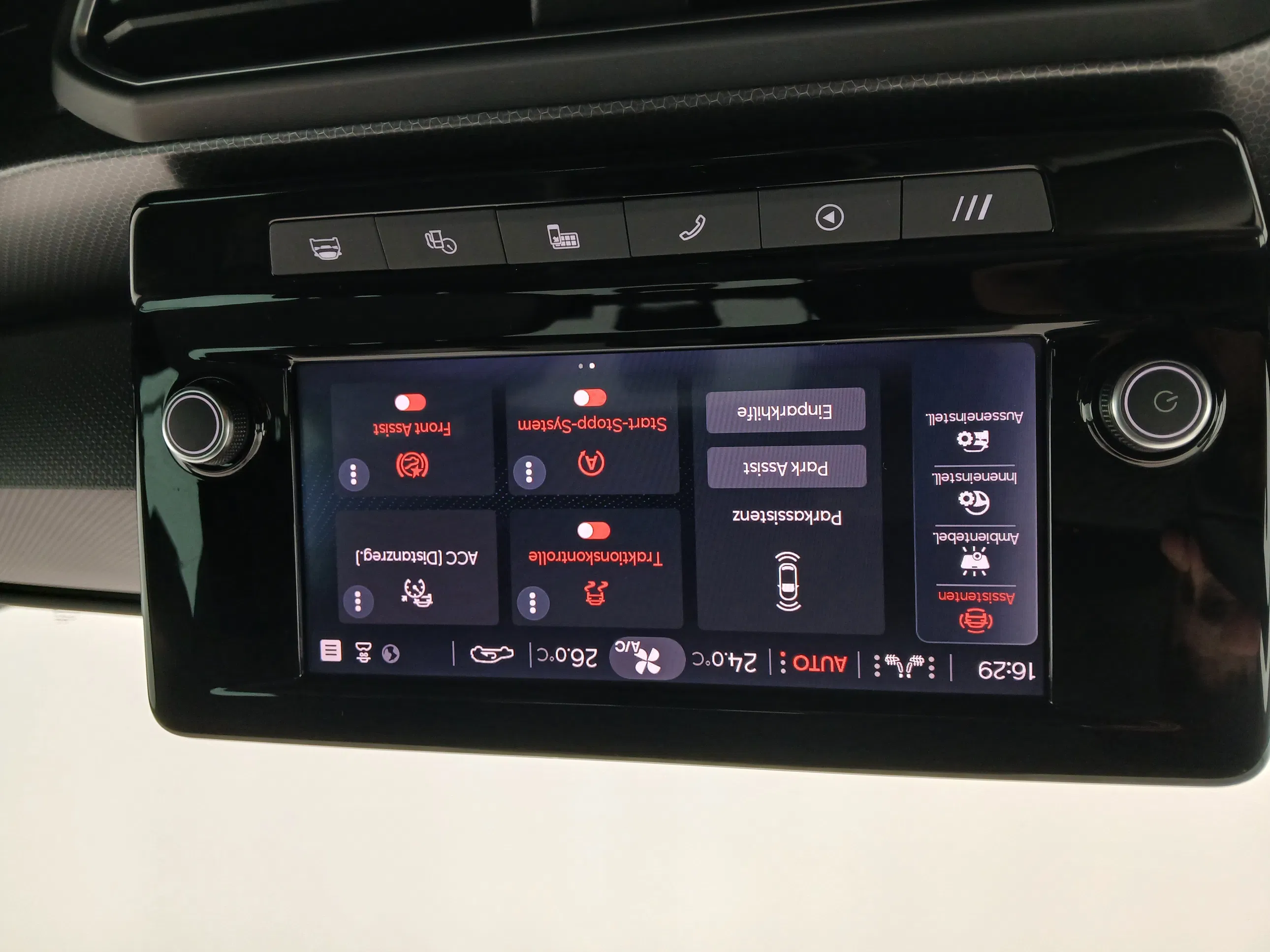 Seat Leon Sportstourer 1.0 TSI Style | Bild 24 von 31