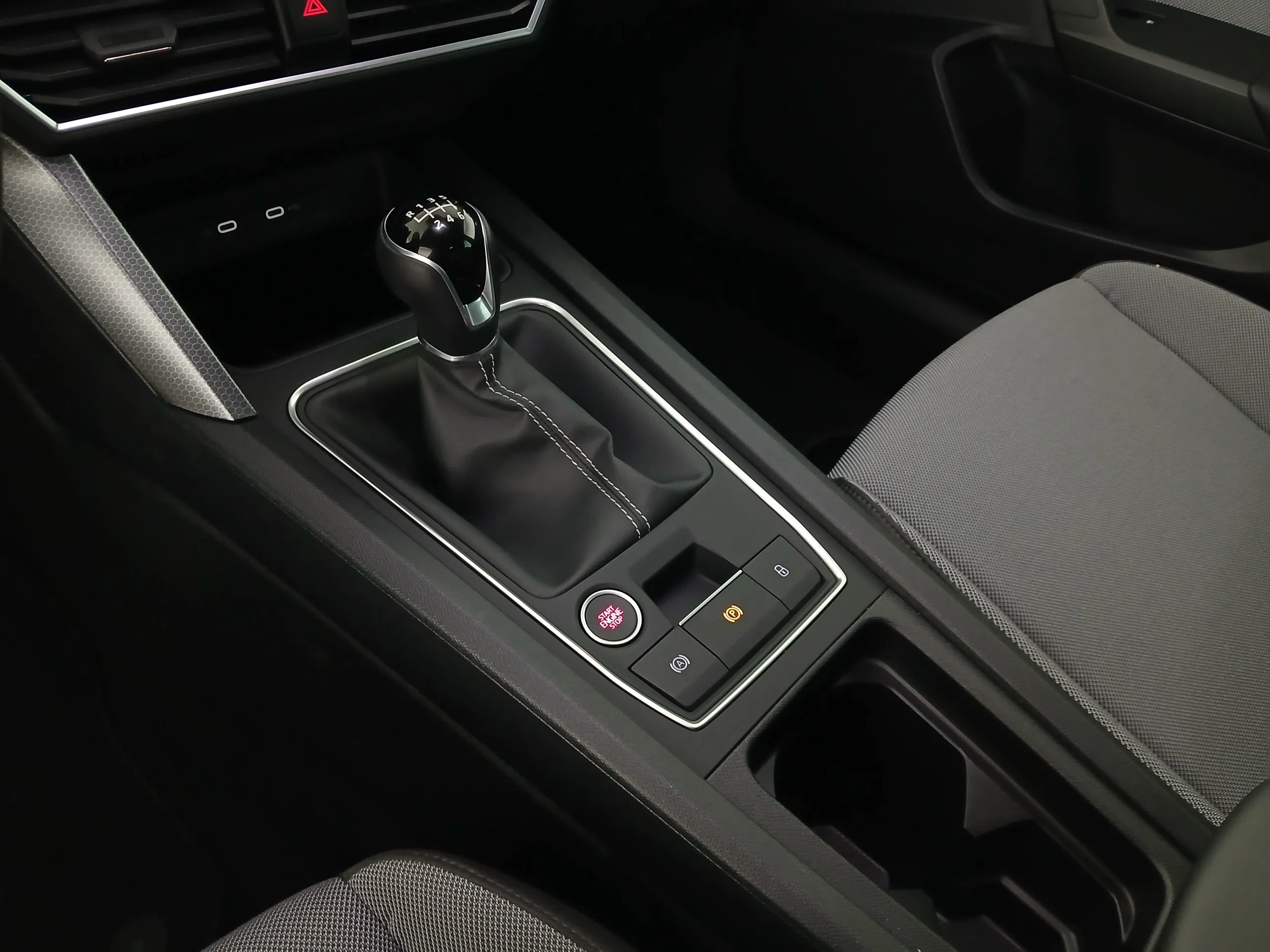 Seat Leon Sportstourer 1.0 TSI Style | Bild 28 von 31