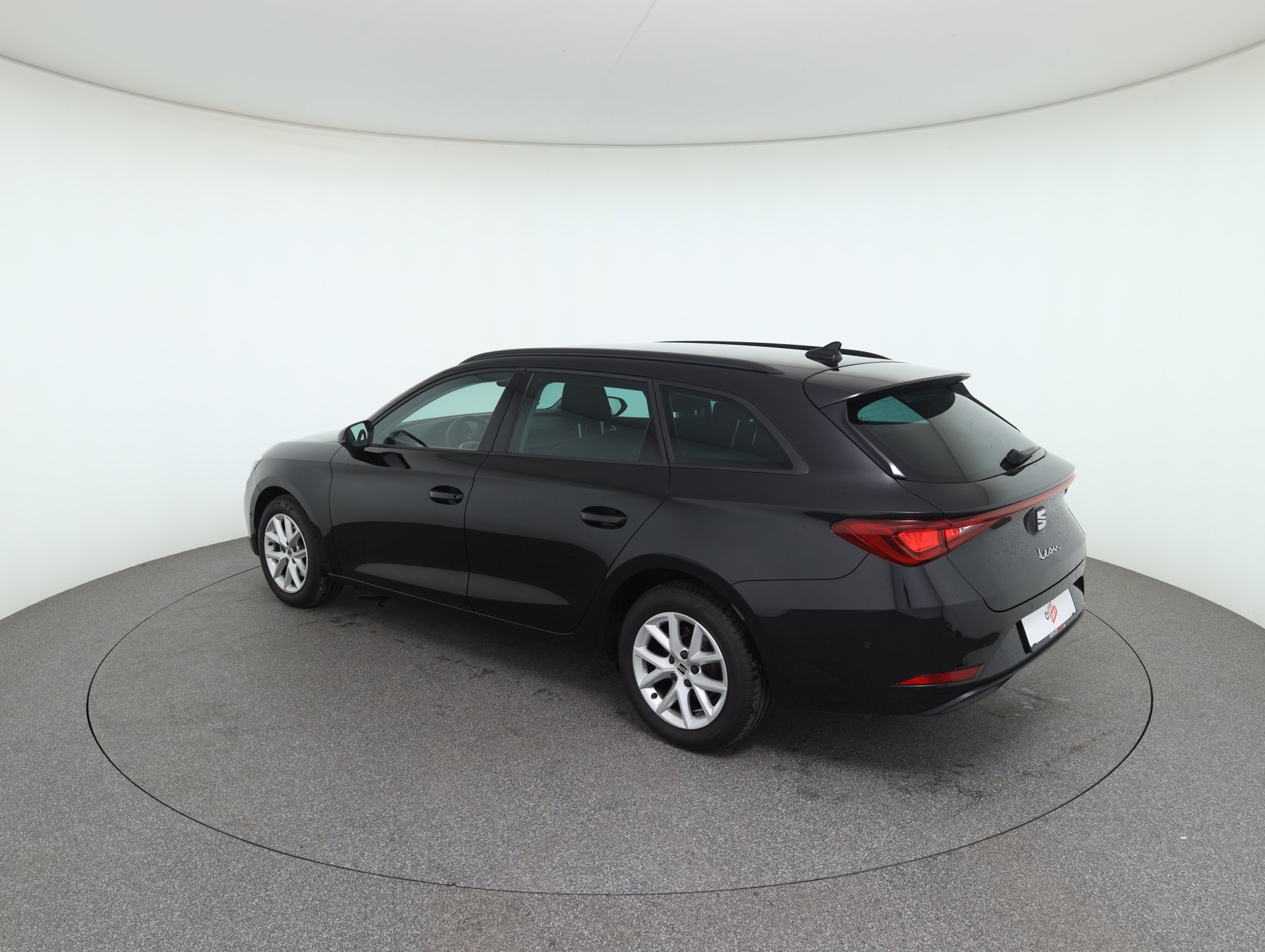 Seat Leon Sportstourer 1.0 TSI Style | Bild 8 von 31