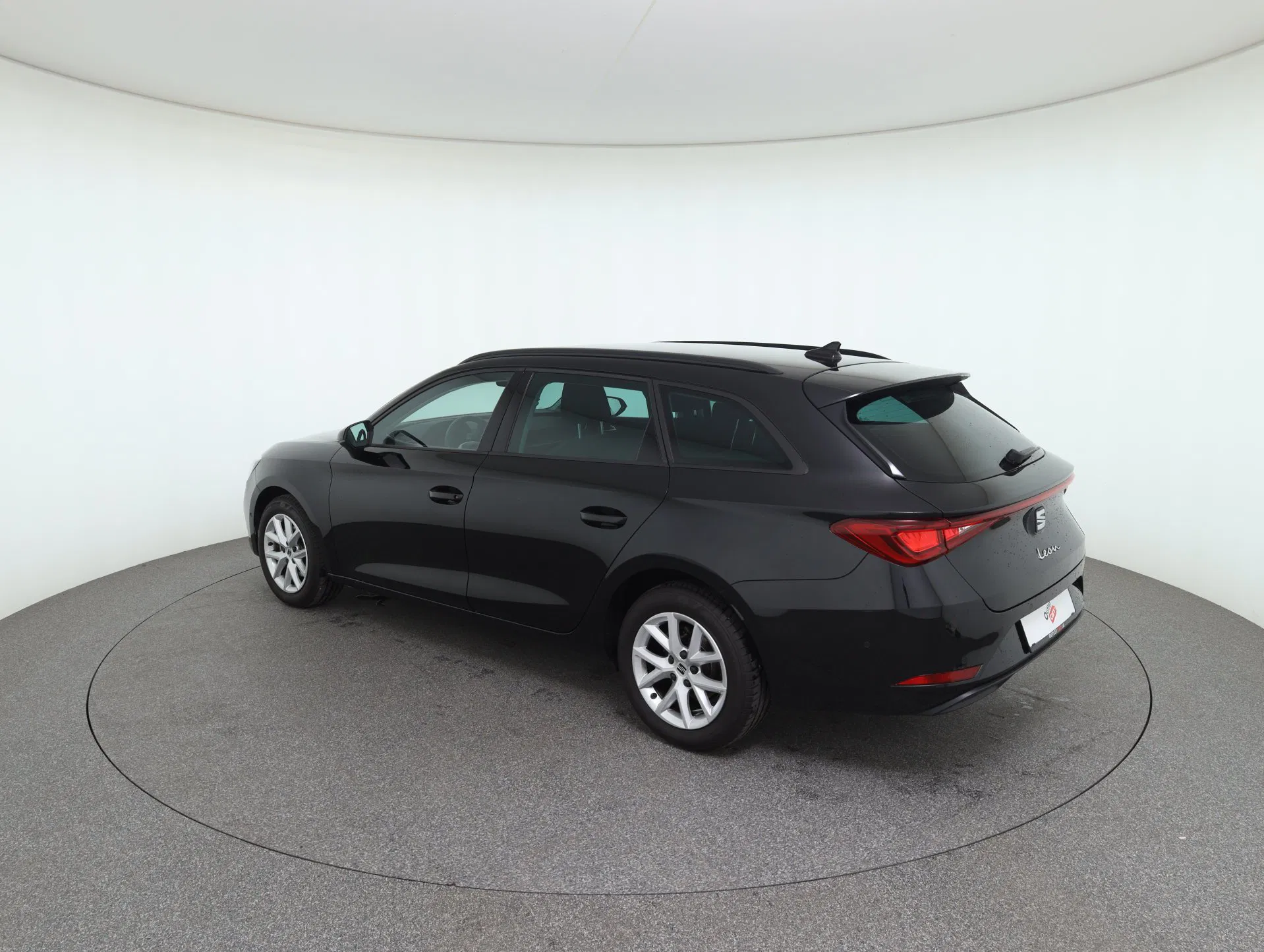 Seat Leon Sportstourer 1.0 TSI Style | Bild 8 von 31