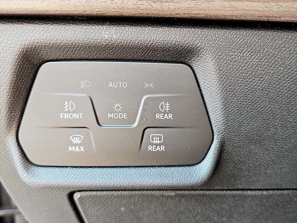 Seat Leon Sportstourer 2.0 TDI Xcellence | Bild 10 von 25