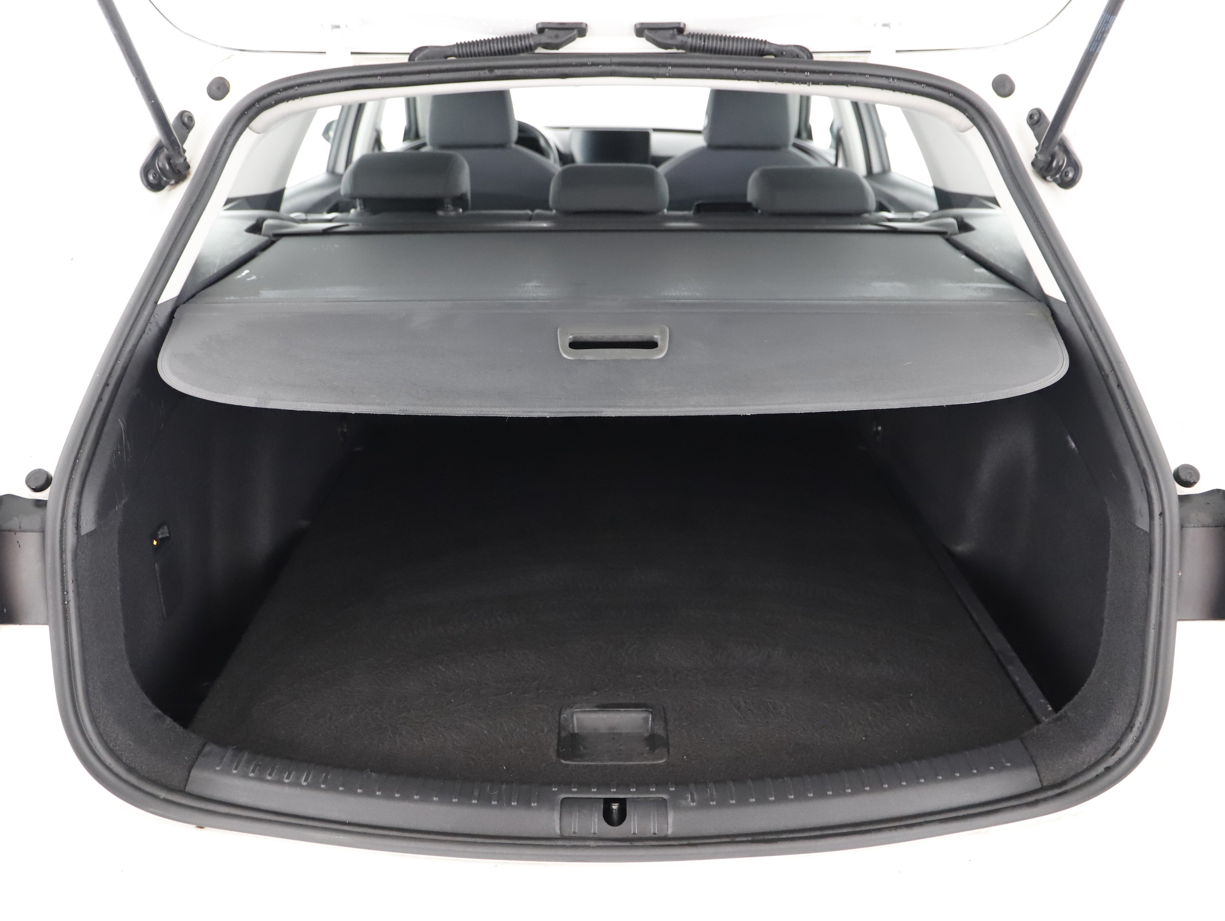 Seat Leon ST 2.0 TDI Style DSG | Bild 16 von 23