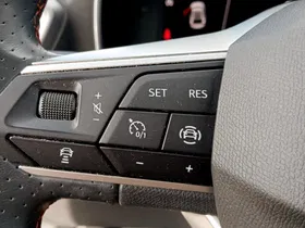 Seat Leon 1.5 eTSI FR DSG | Thumbnail 13 von 22