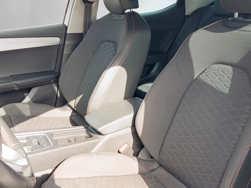 Seat Leon 1.5 eTSI FR DSG | Bild 8 von 22