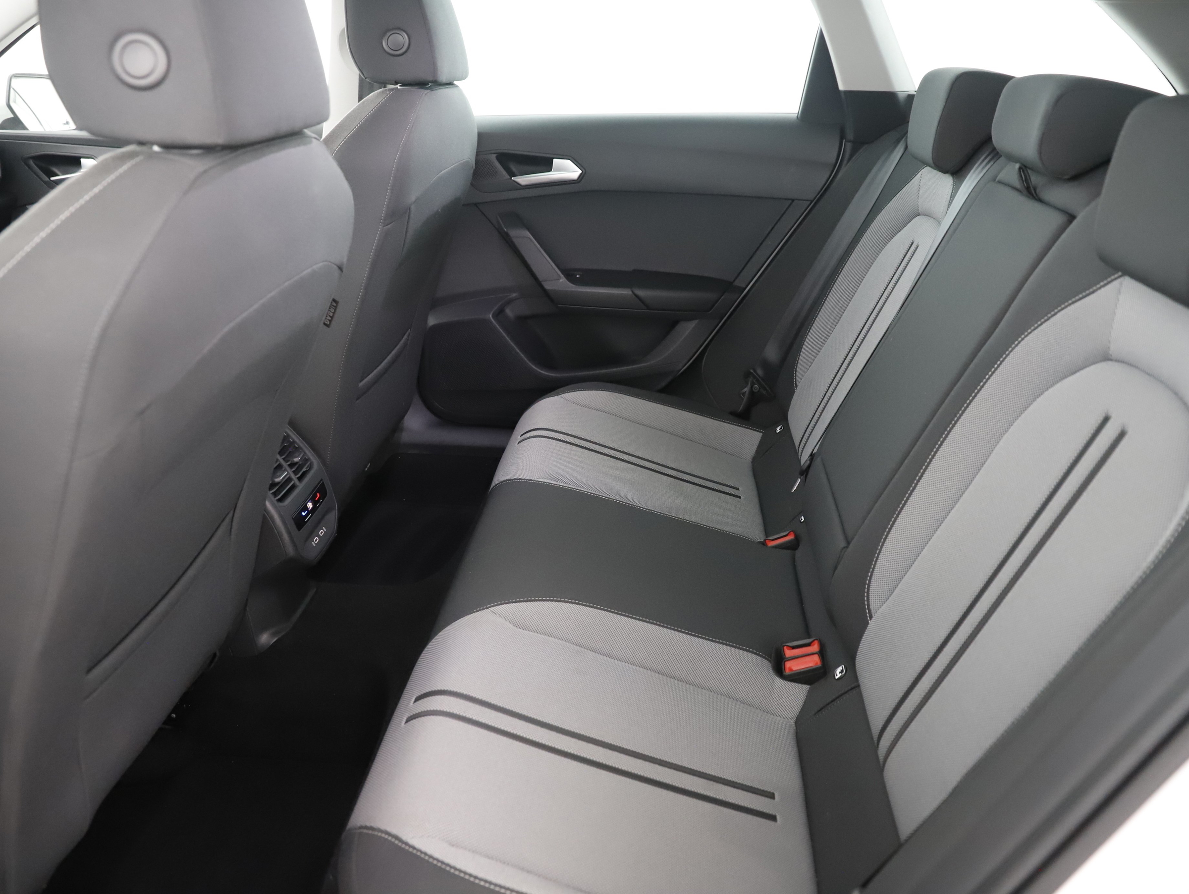 Seat Leon Sportstourer 2.0 TDI Style | Bild 23 von 30