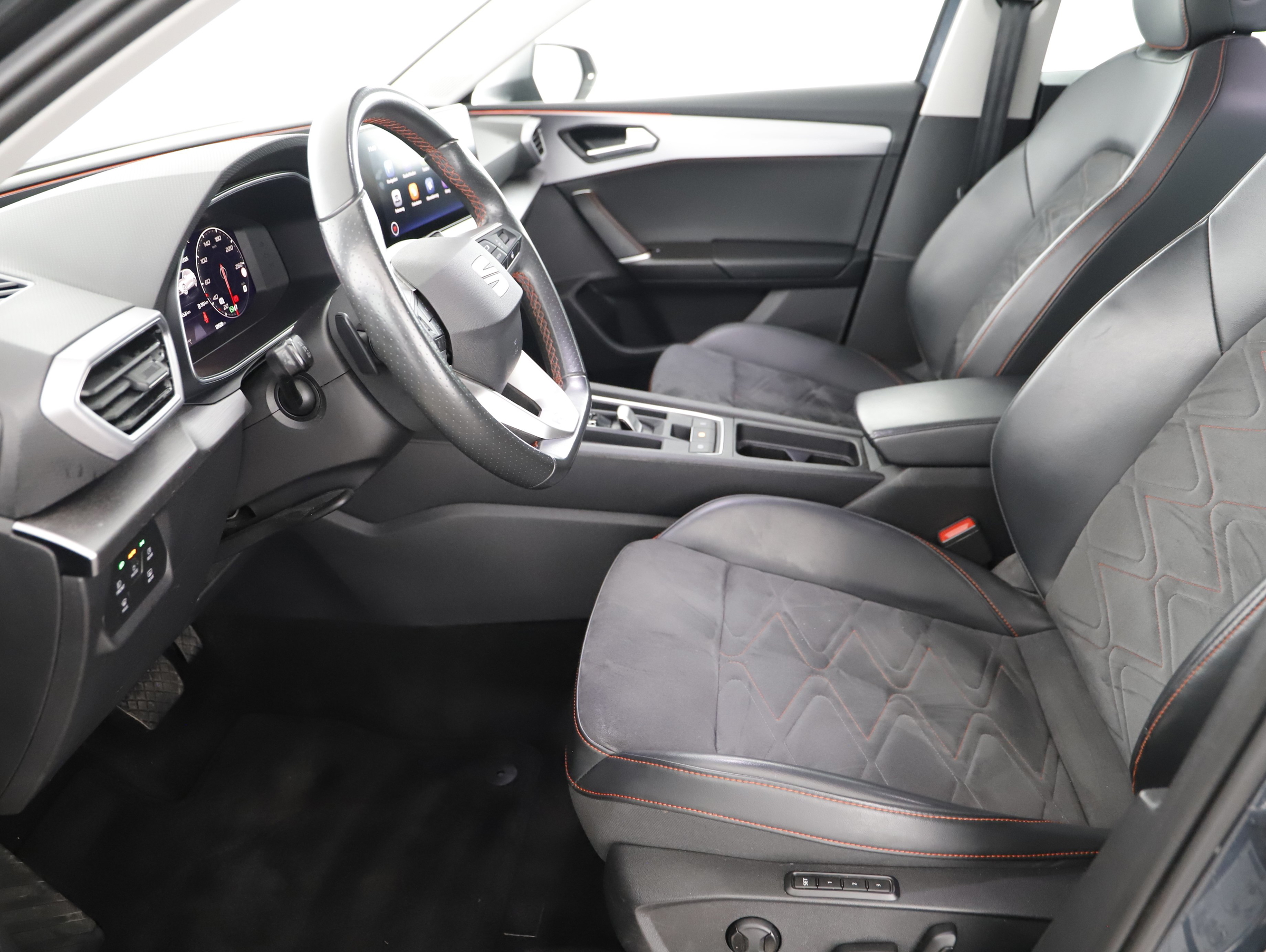 Bild eines Seat Leon ST 2.0 TDI FR DSG