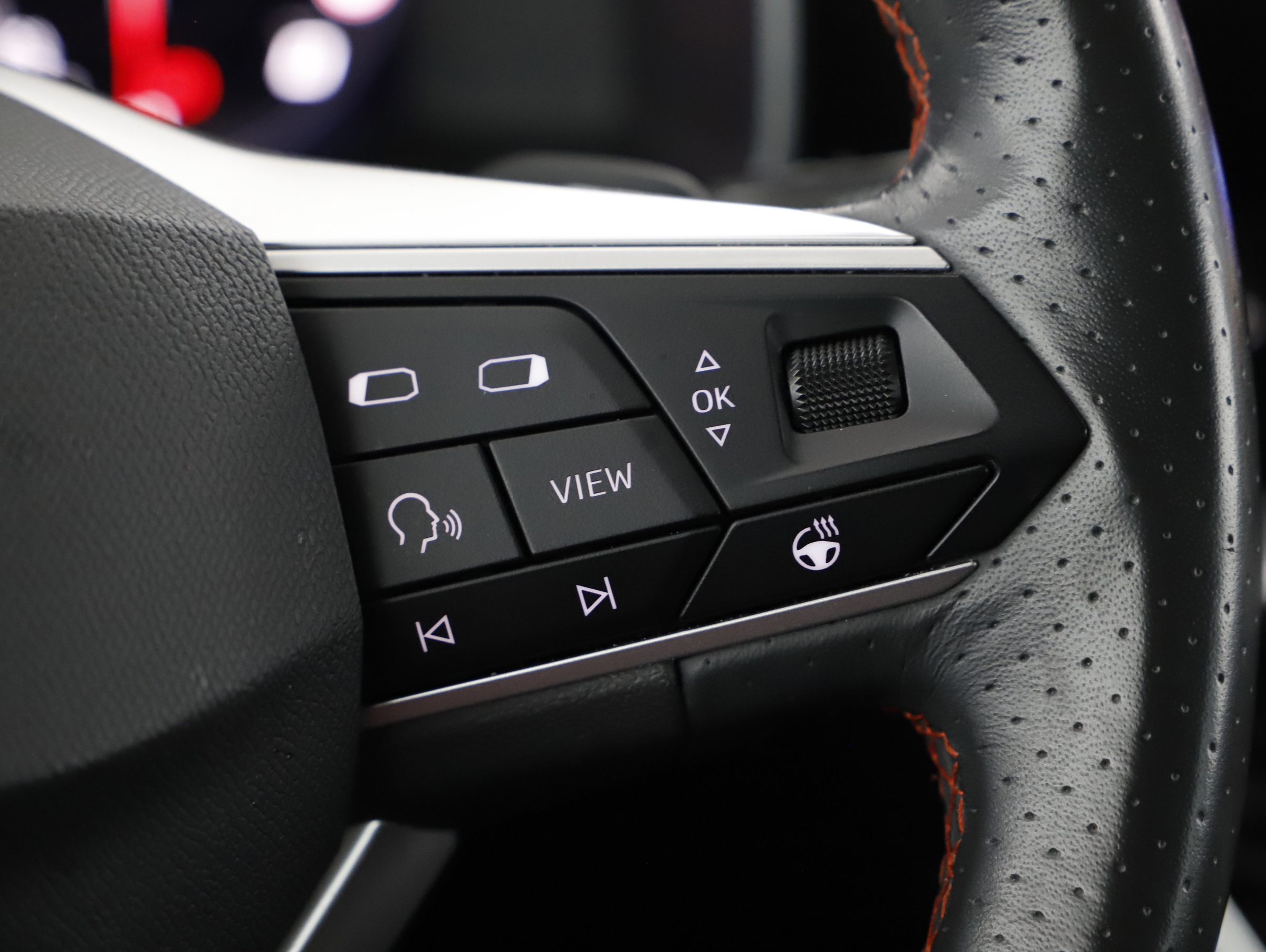 Seat Leon ST 2.0 TDI FR DSG | Bild 12 von 21