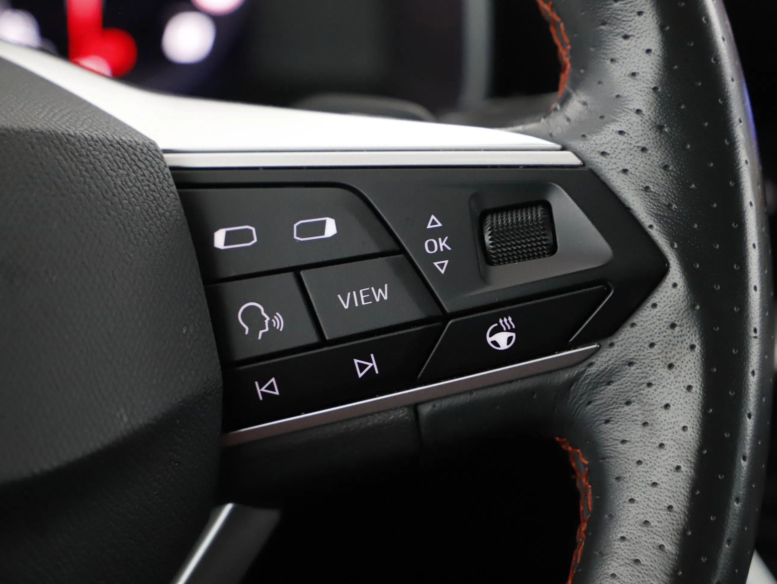 Seat Leon ST 2.0 TDI FR DSG | Bild 12 von 21