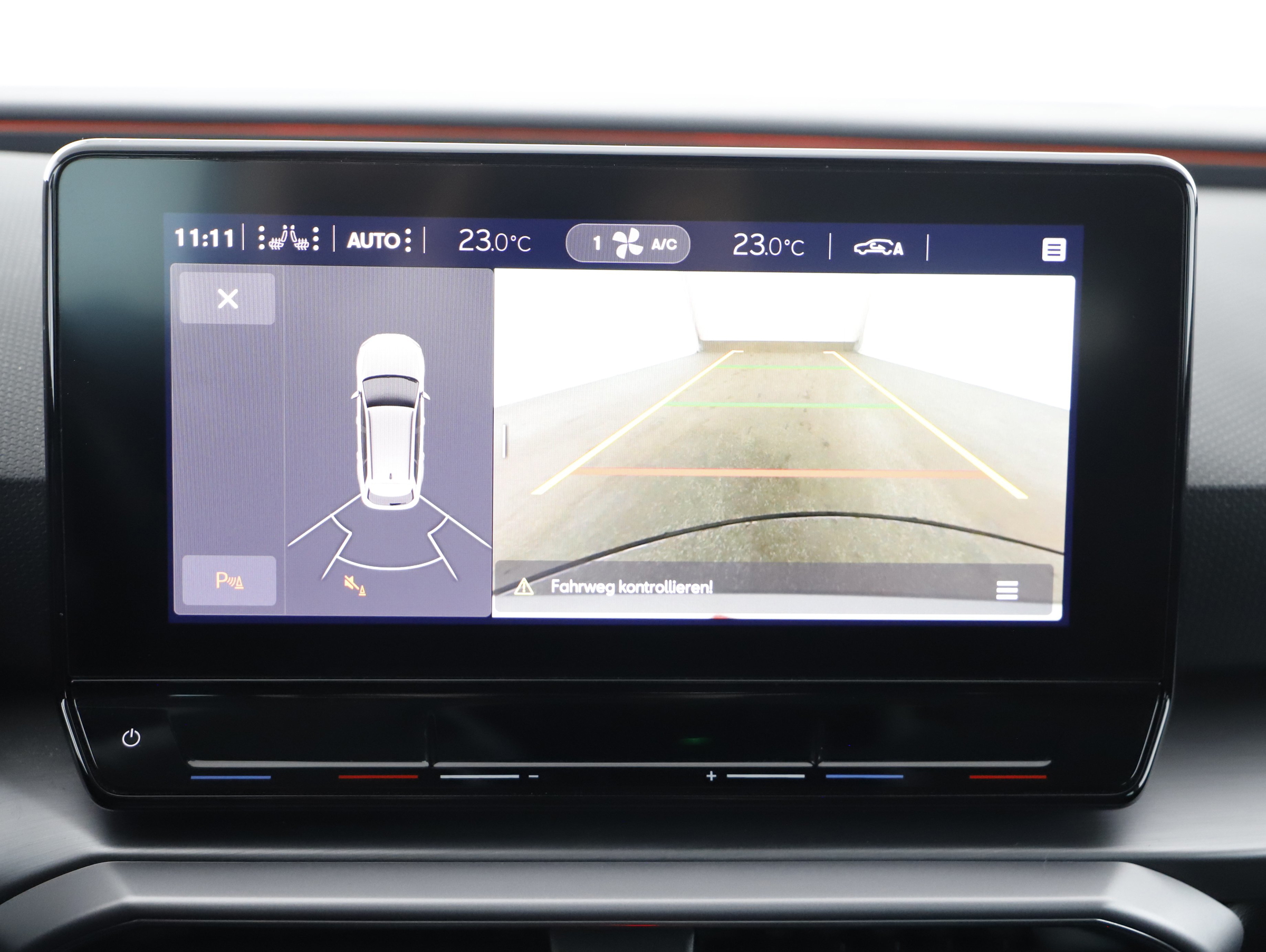 Seat Leon ST 2.0 TDI FR DSG | Bild 9 von 21