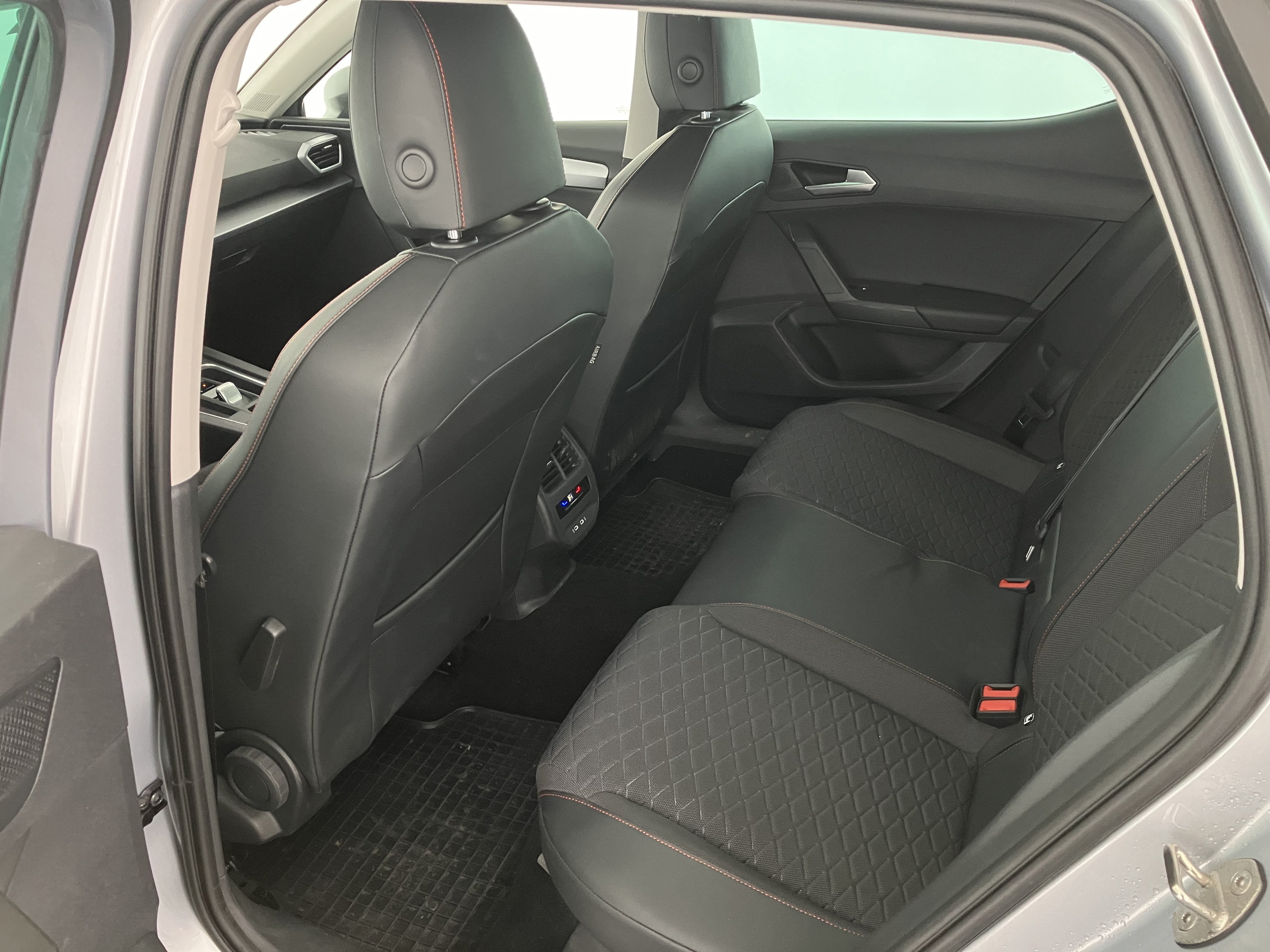 Seat Leon 2.0 TDI FR | Bild 19 von 31