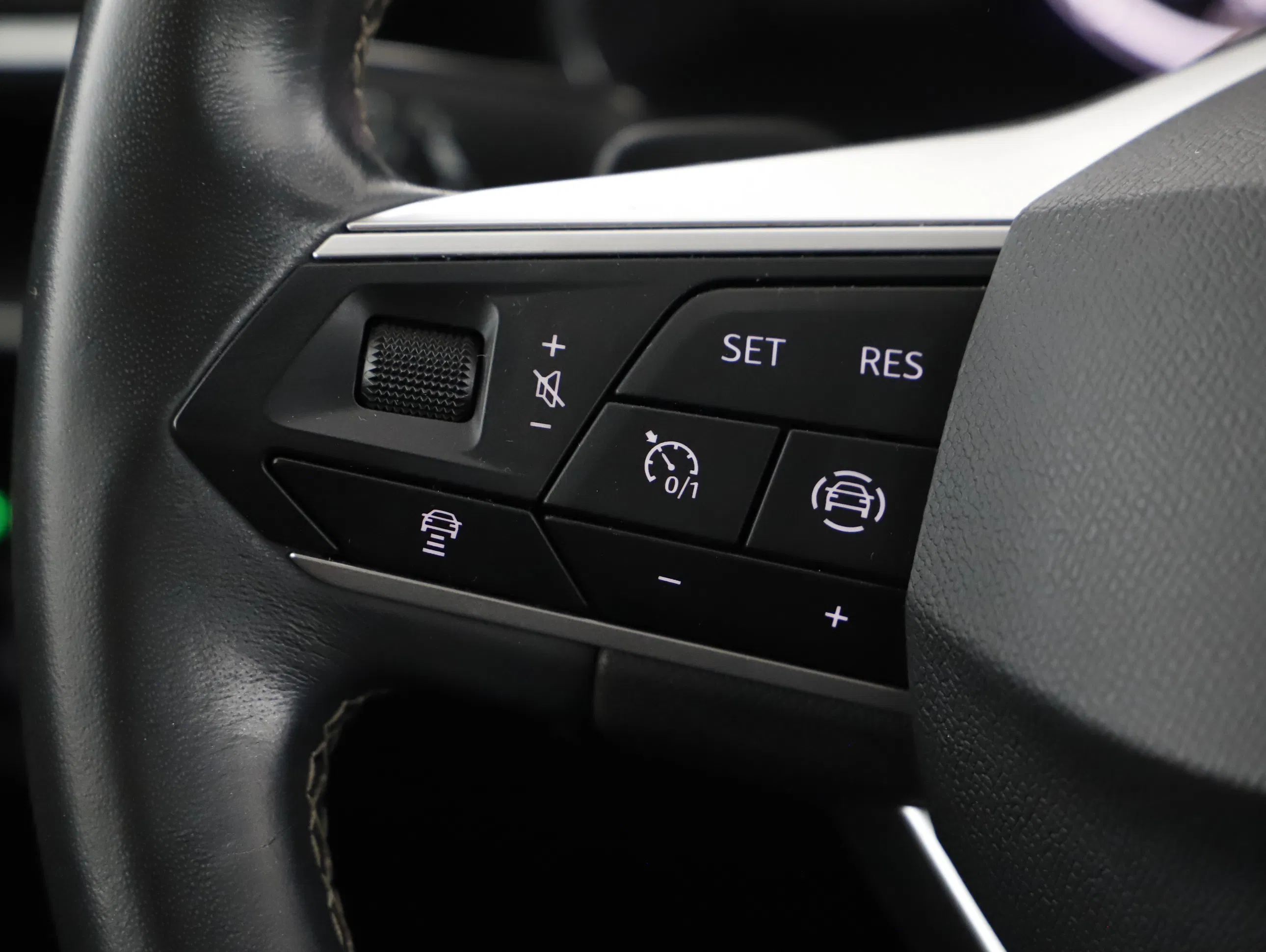 Seat Leon ST 2.0 TDI Style DSG | Bild 12 von 21