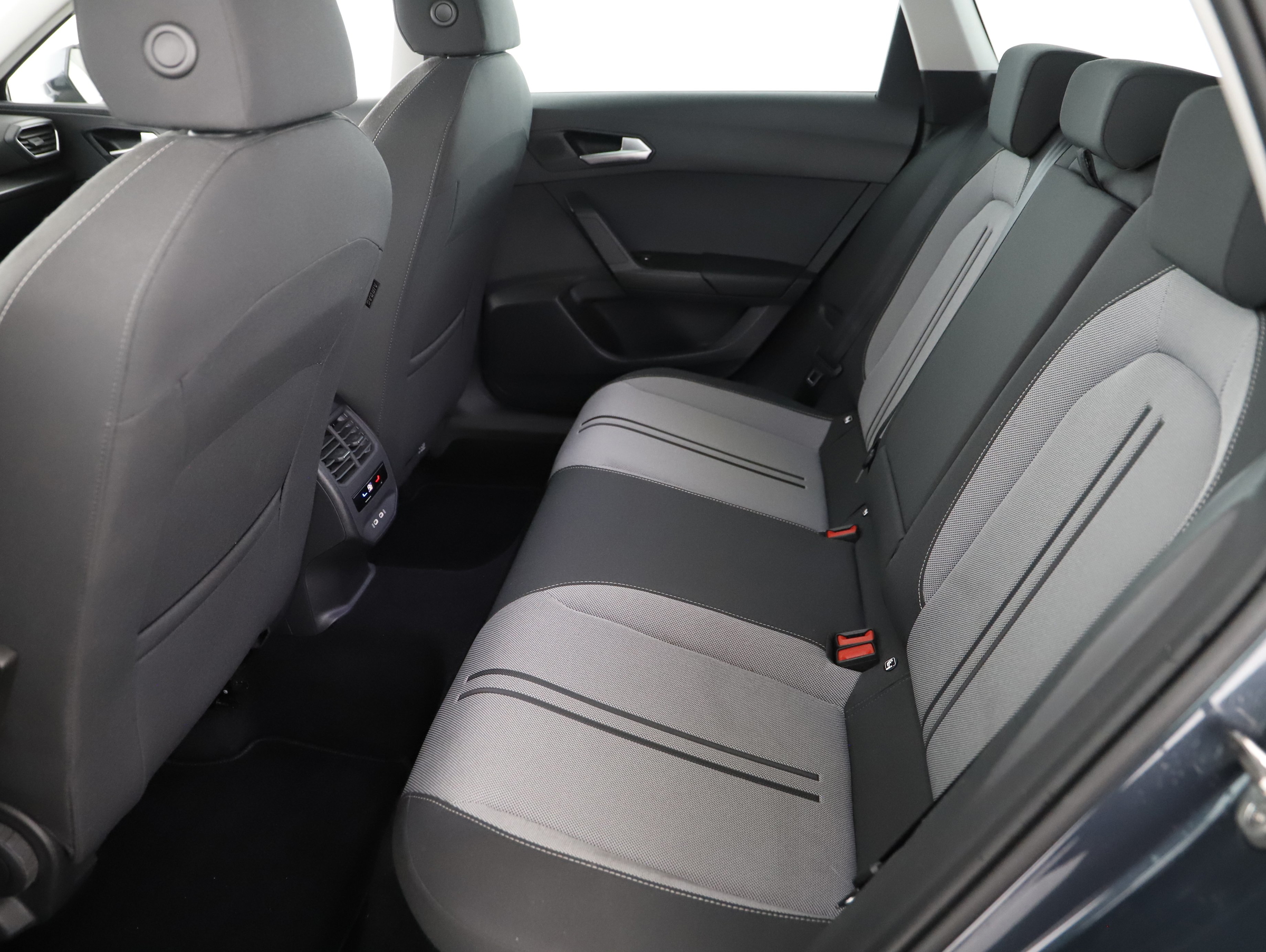 Seat Leon ST 2.0 TDI Style DSG | Bild 19 von 21