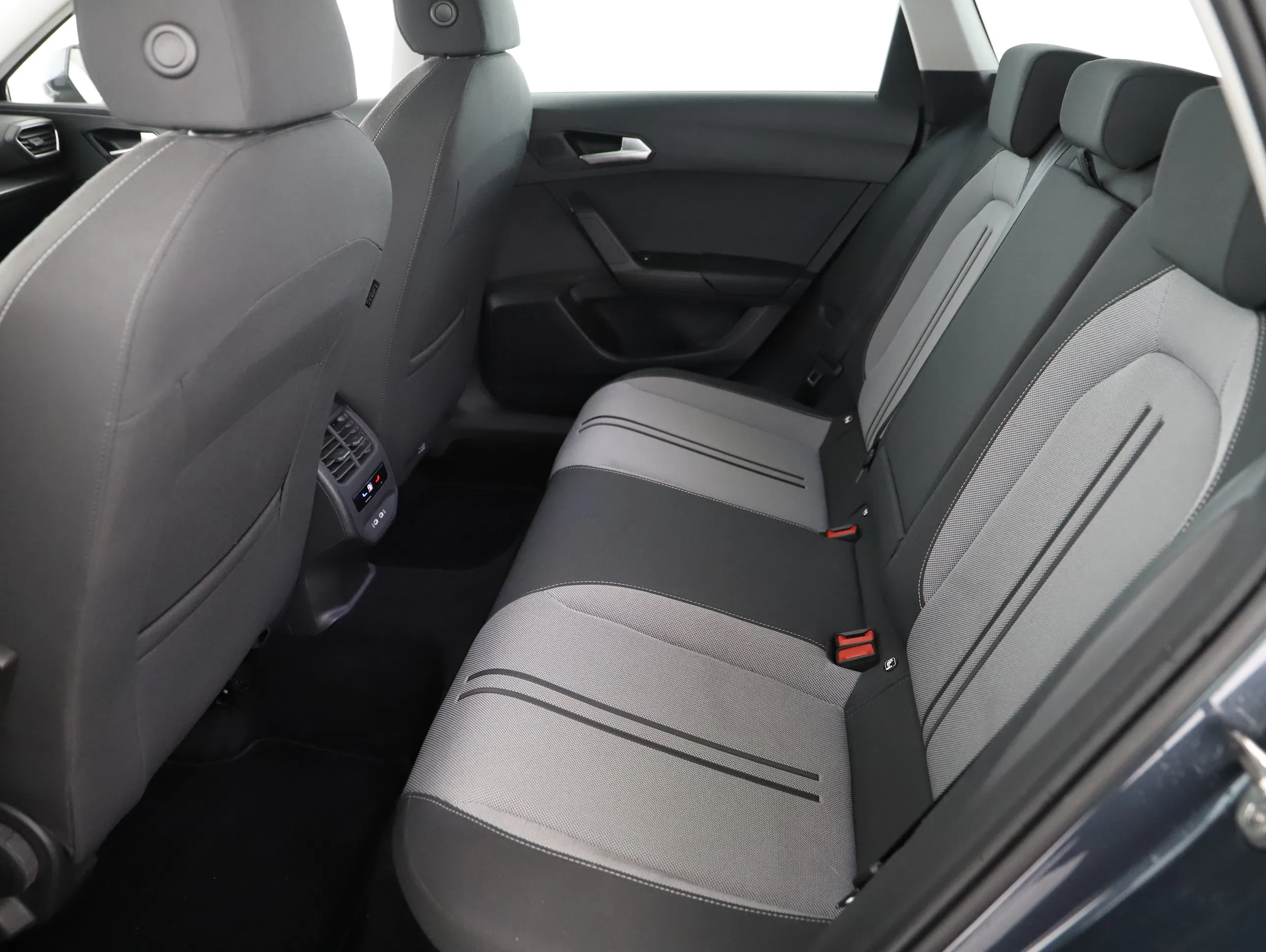 Seat Leon ST 2.0 TDI Style DSG | Bild 19 von 21