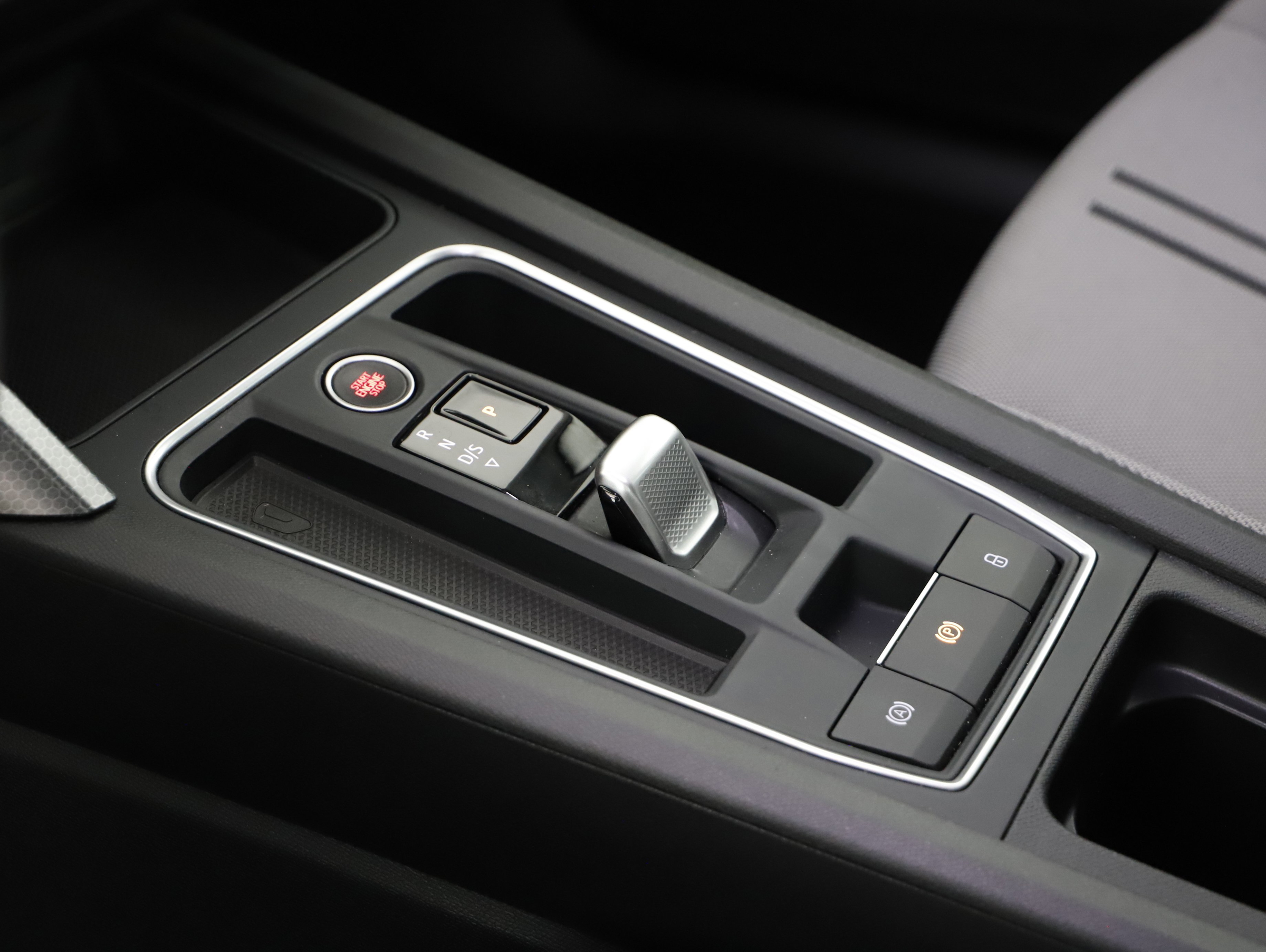 Seat Leon ST 2.0 TDI Style DSG | Bild 18 von 21