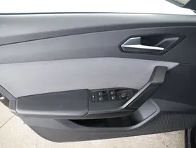 Seat Leon ST 2.0TDI Style Aut | Thumbnail 15 von 21