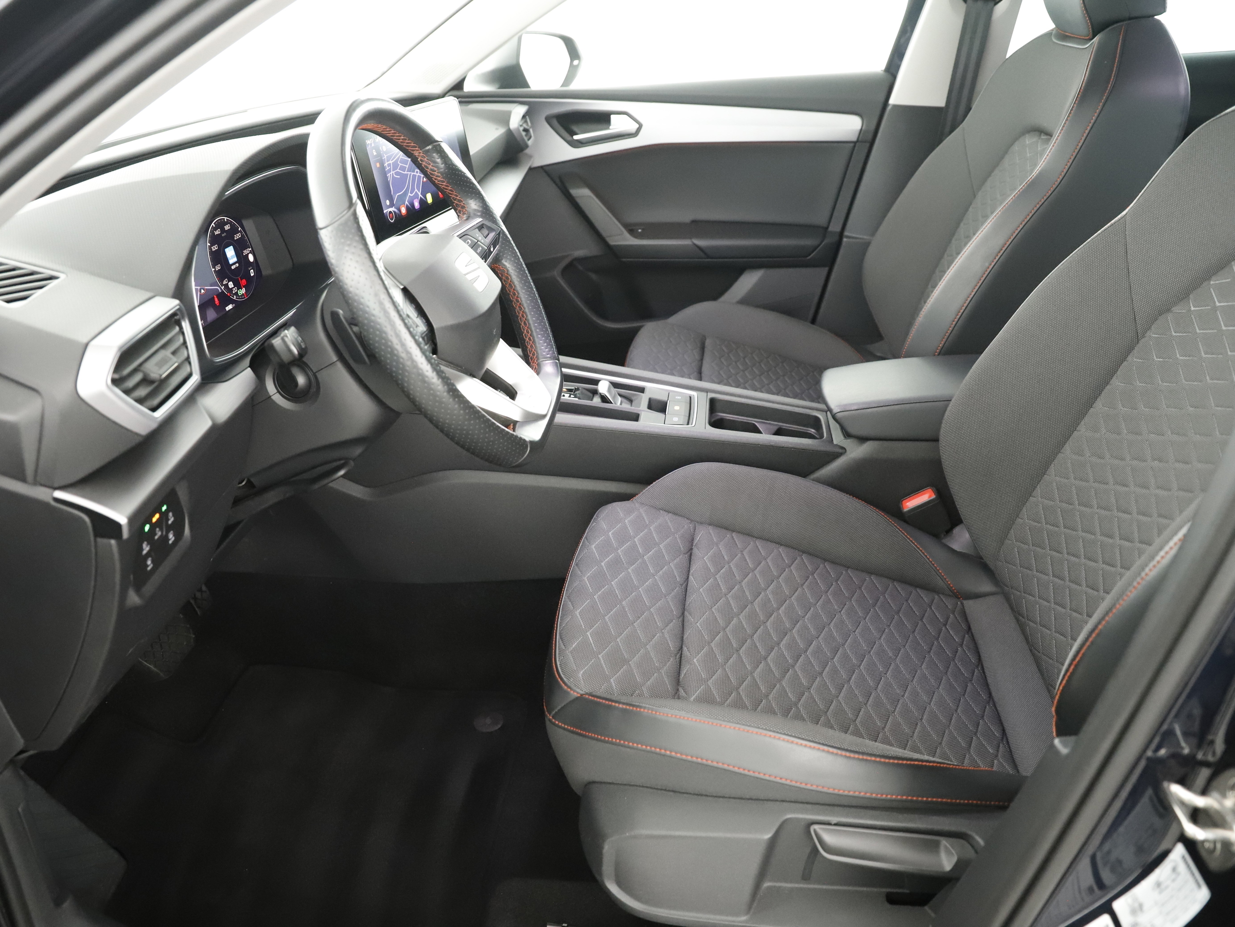 Seat Leon Sportstourer 2.0 TDI FR | Bild 11 von 26