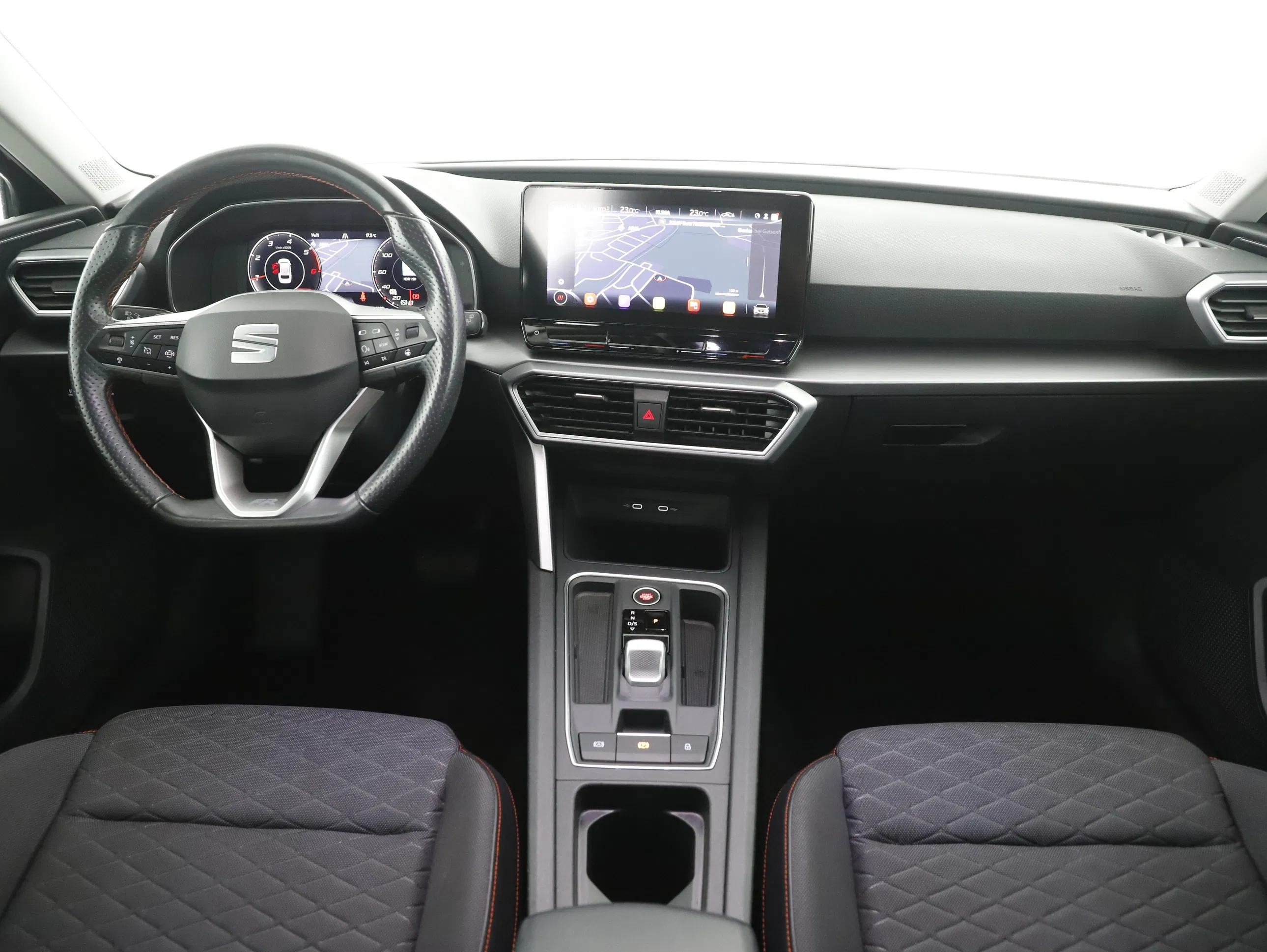 Seat Leon Sportstourer 2.0 TDI FR | Bild 12 von 26