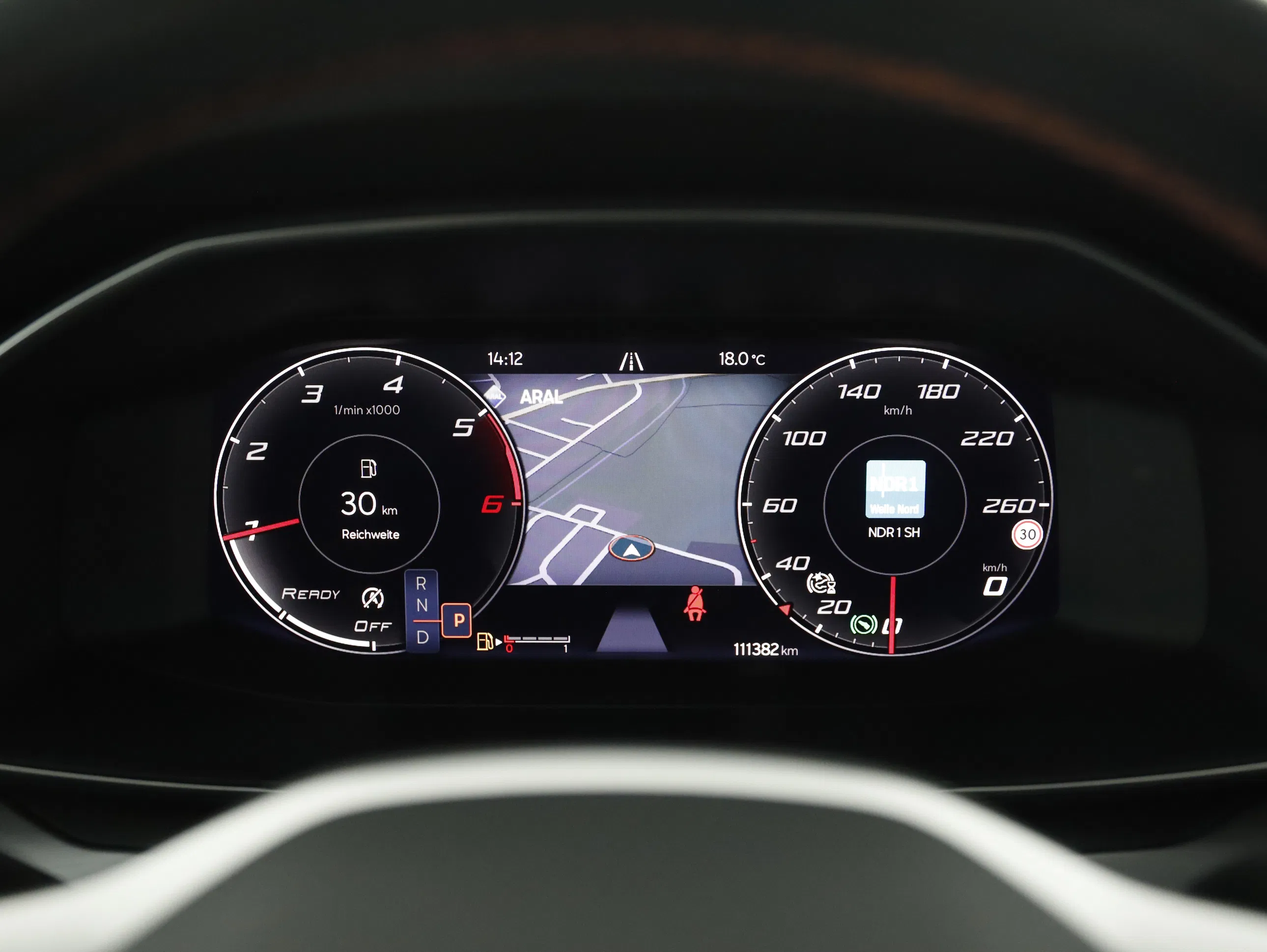 Seat Leon Sportstourer 2.0 TDI FR | Bild 14 von 26