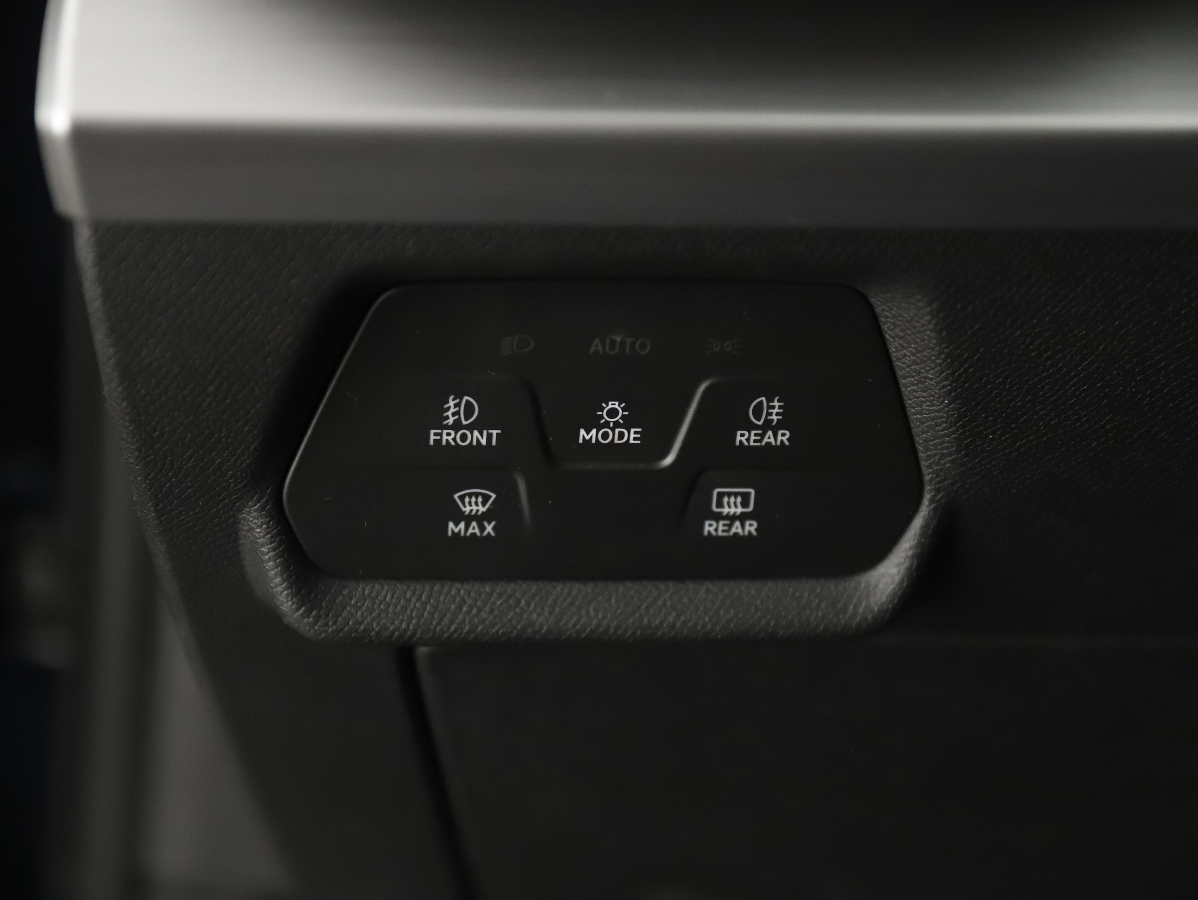 Seat Leon Sportstourer 2.0 TDI FR | Bild 10 von 26