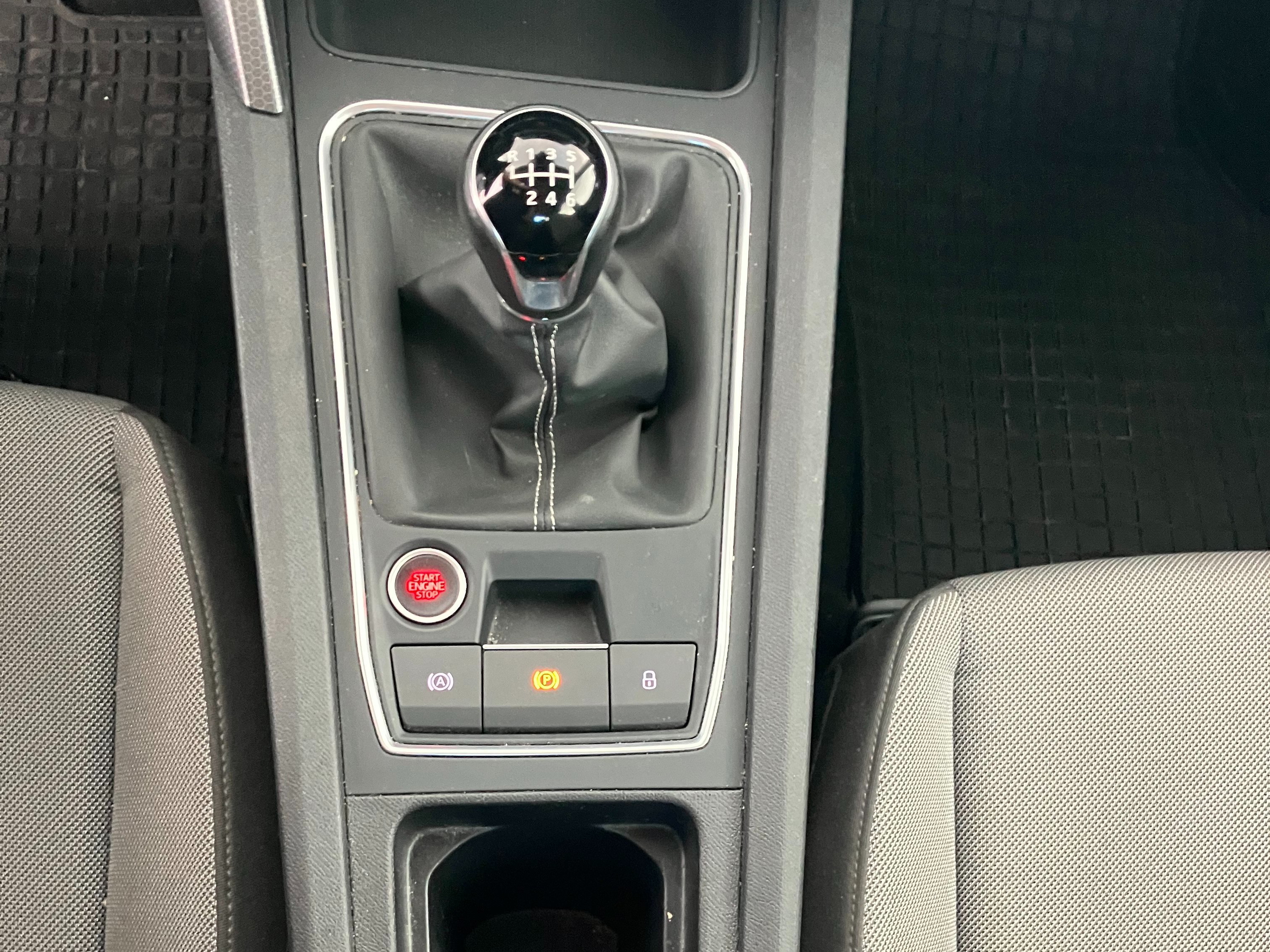 Seat Leon 2.0 TDI Style | Bild 25 von 31