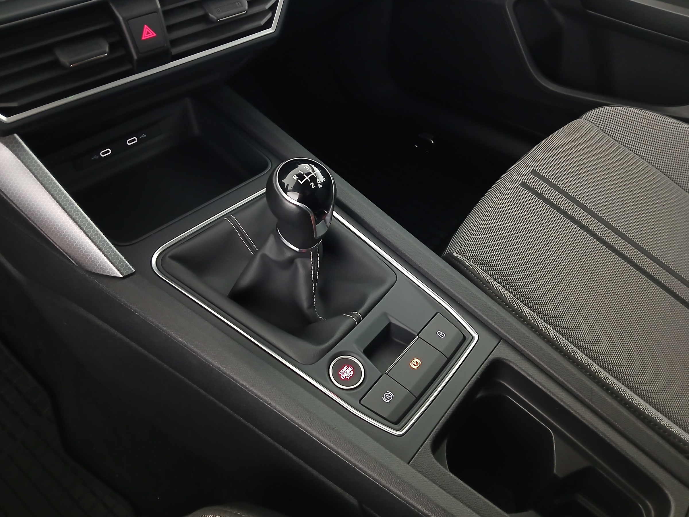 Seat Leon 2.0 TDI Style | Bild 24 von 28