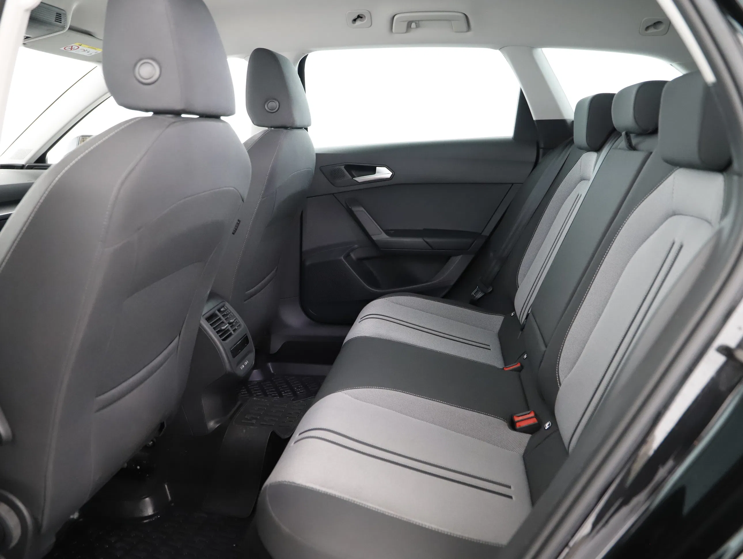 Seat Leon Sportstourer 2.0 TDI Style | Bild 4 von 21