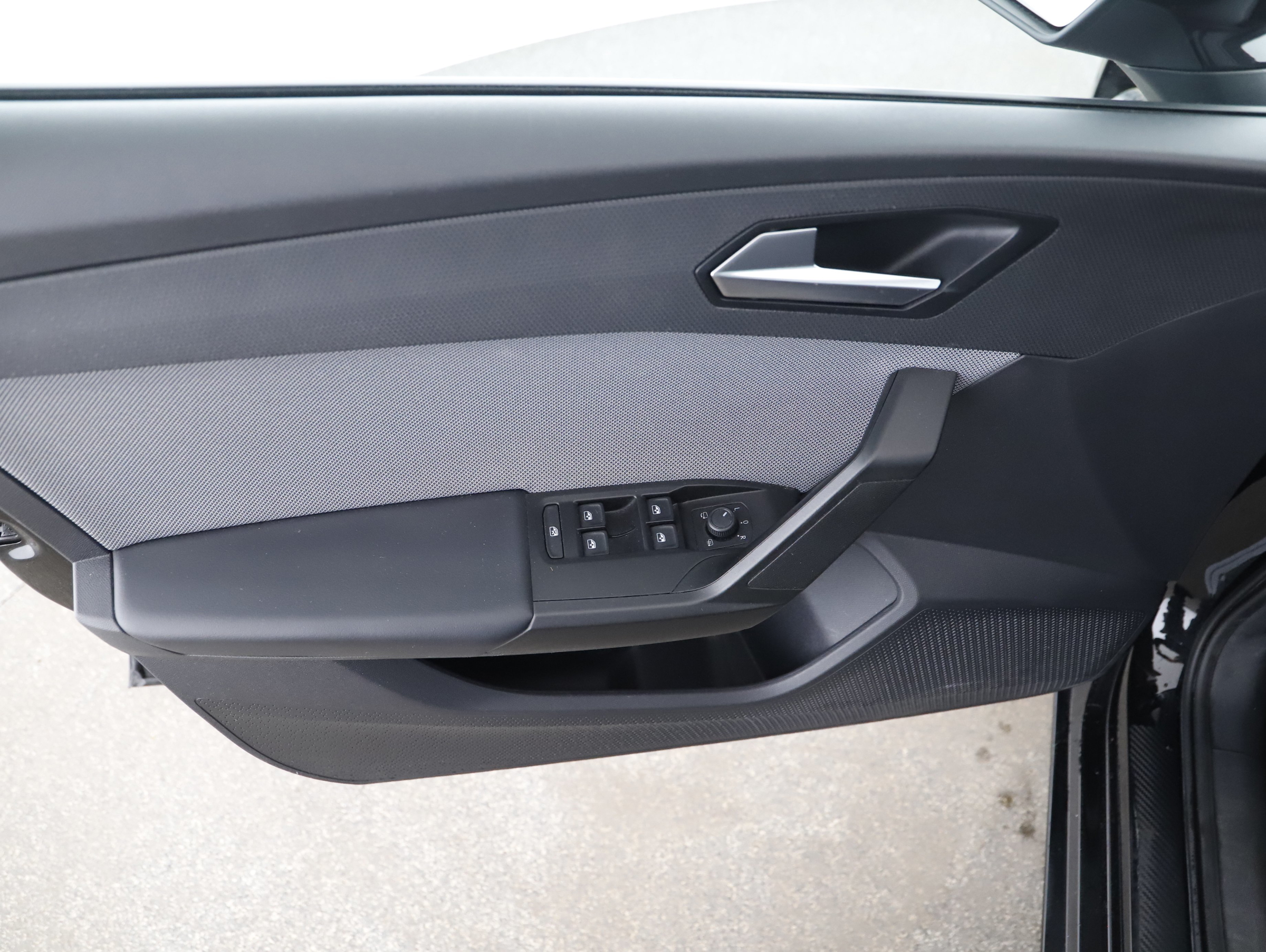 Seat Leon Sportstourer 2.0 TDI Style | Bild 8 von 21