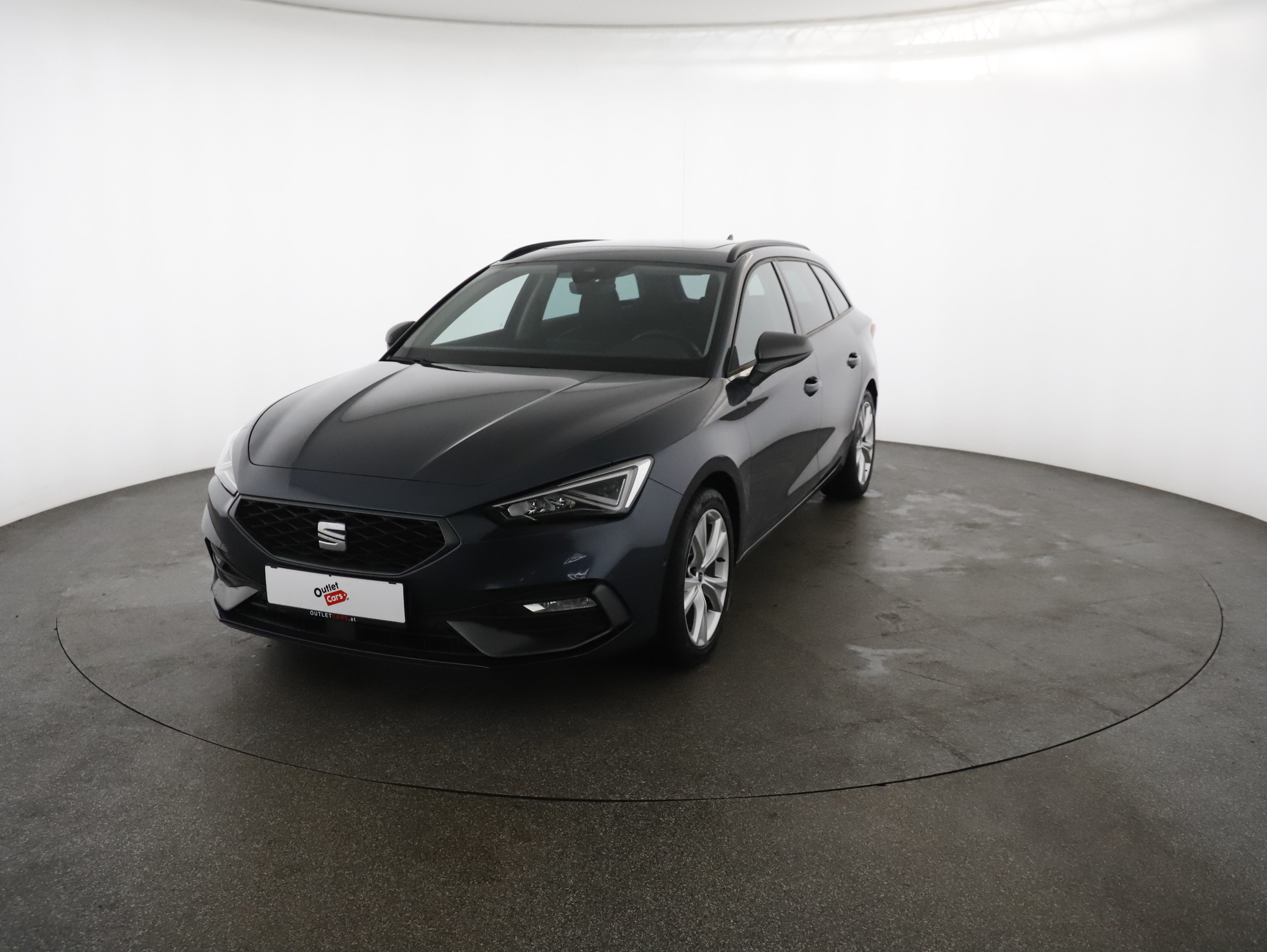 Seat Leon Sportstourer 2.0 TDI FR | Bild 2 von 31